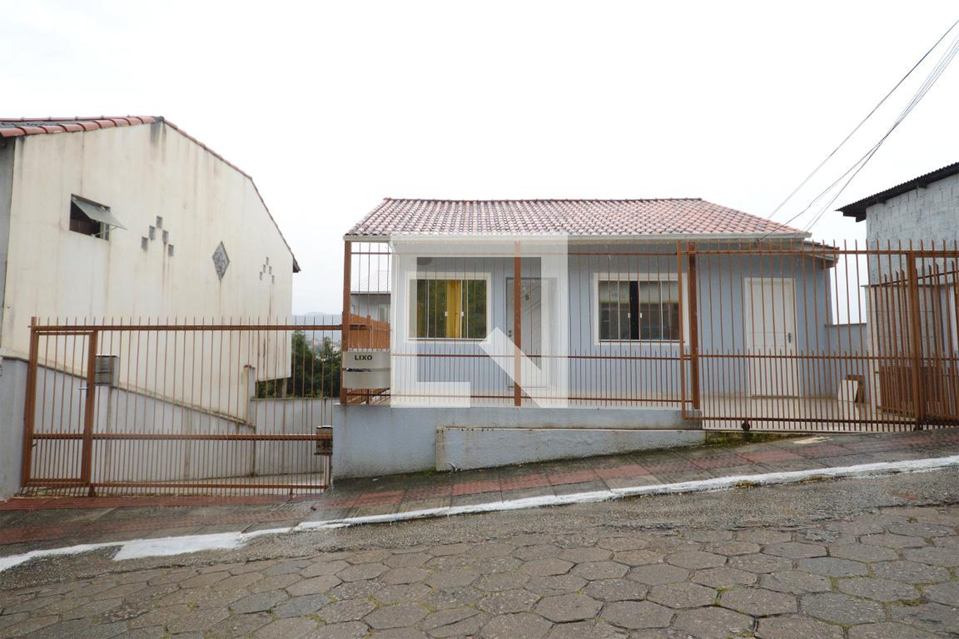 Fachada Condomínio em Rua Major Durval, 2550