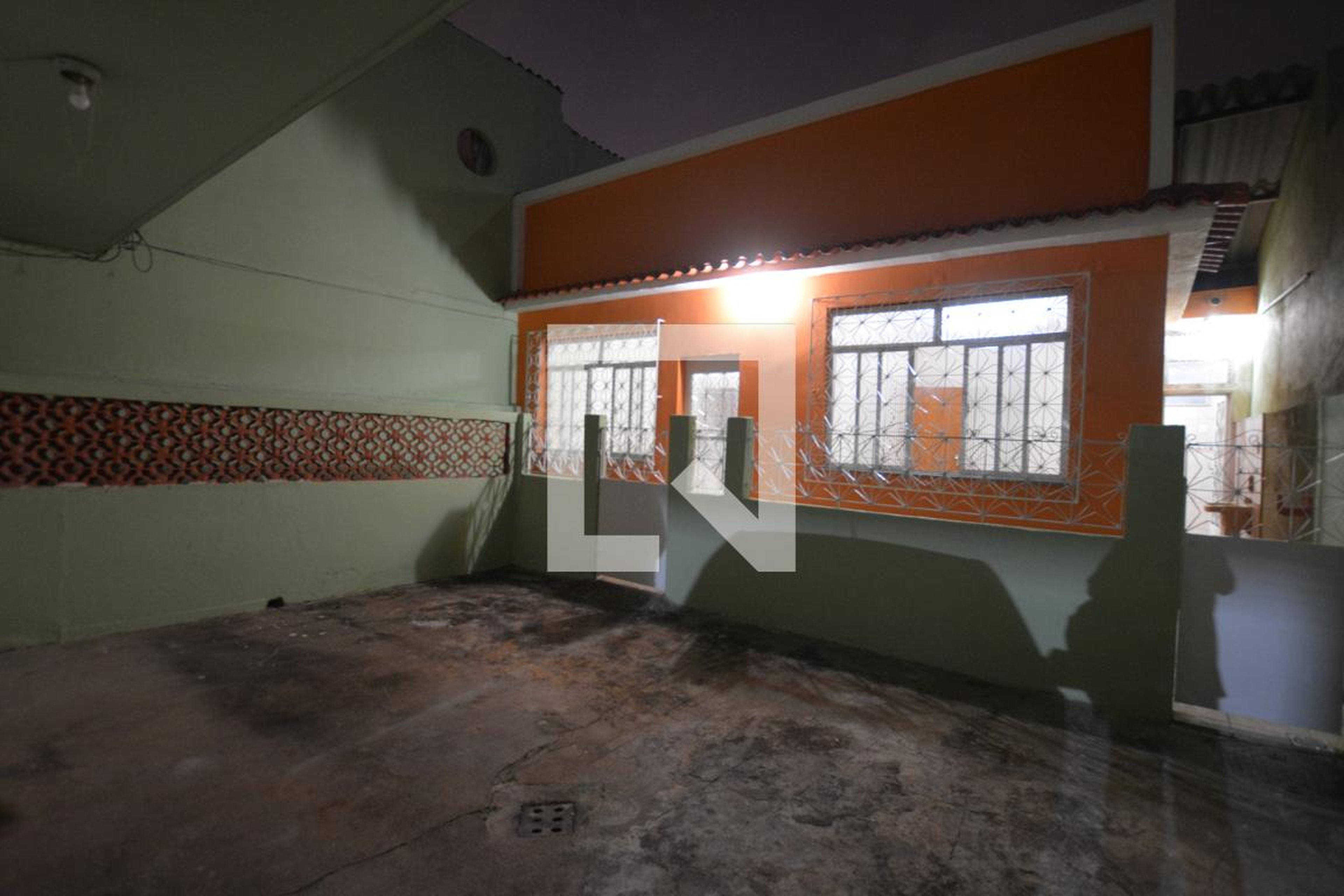 Fachada Condomínio em Rua Turiana, 53