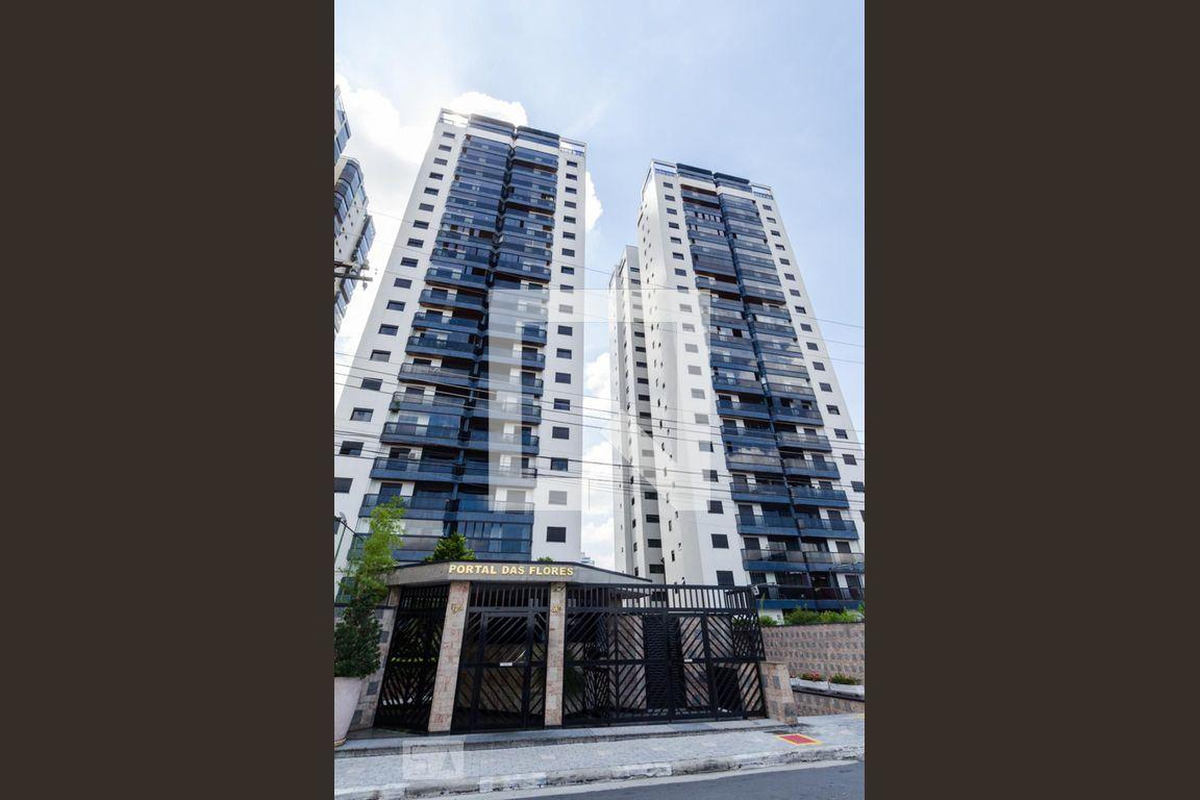 Fachada Condomínio Portal das Flores