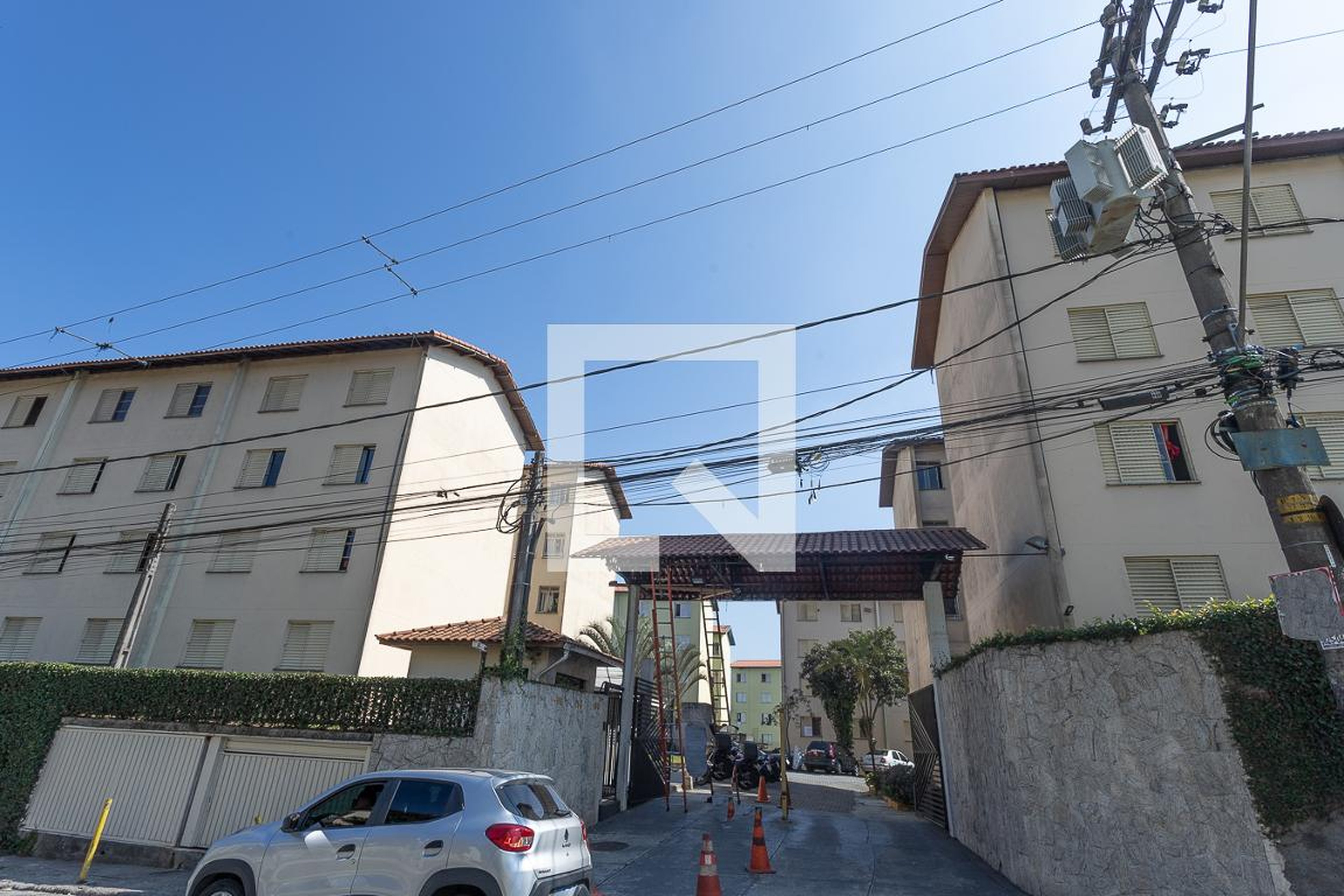 Fachada do Condomínio Condomínio Vitória