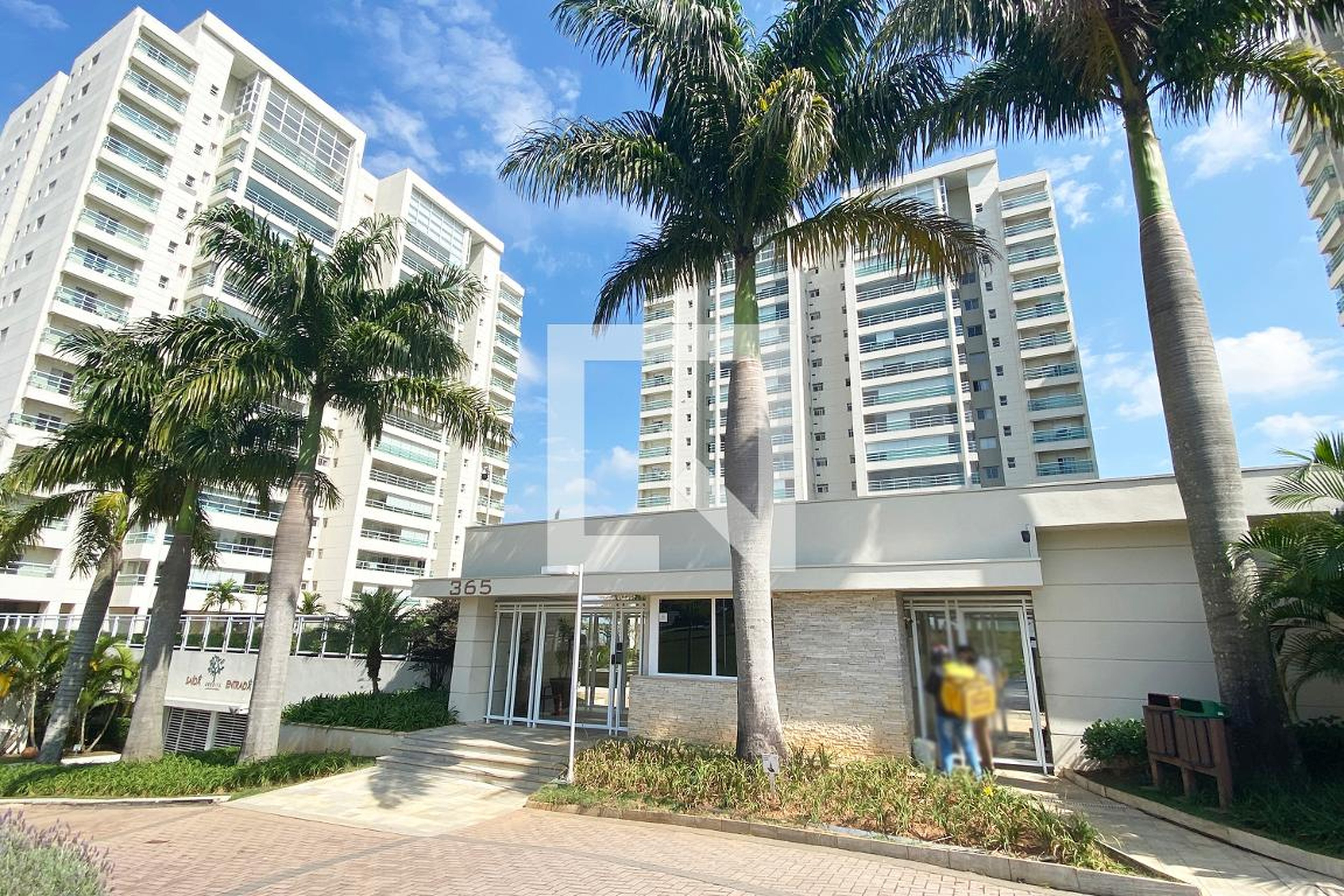 Fachada do Prédio Condomínio Eredita