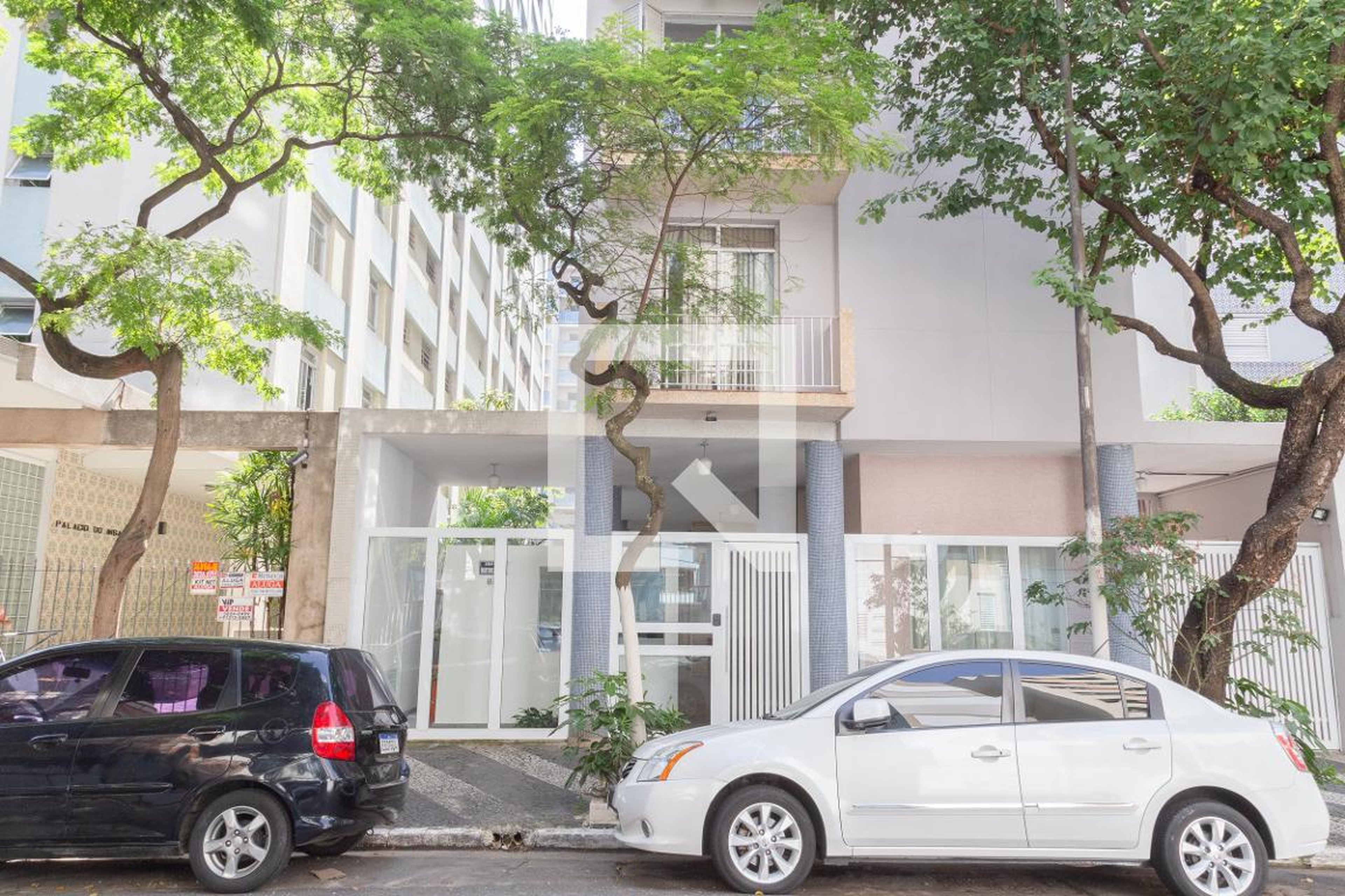 Fachada do Condomínio Edifício Martinico Prado