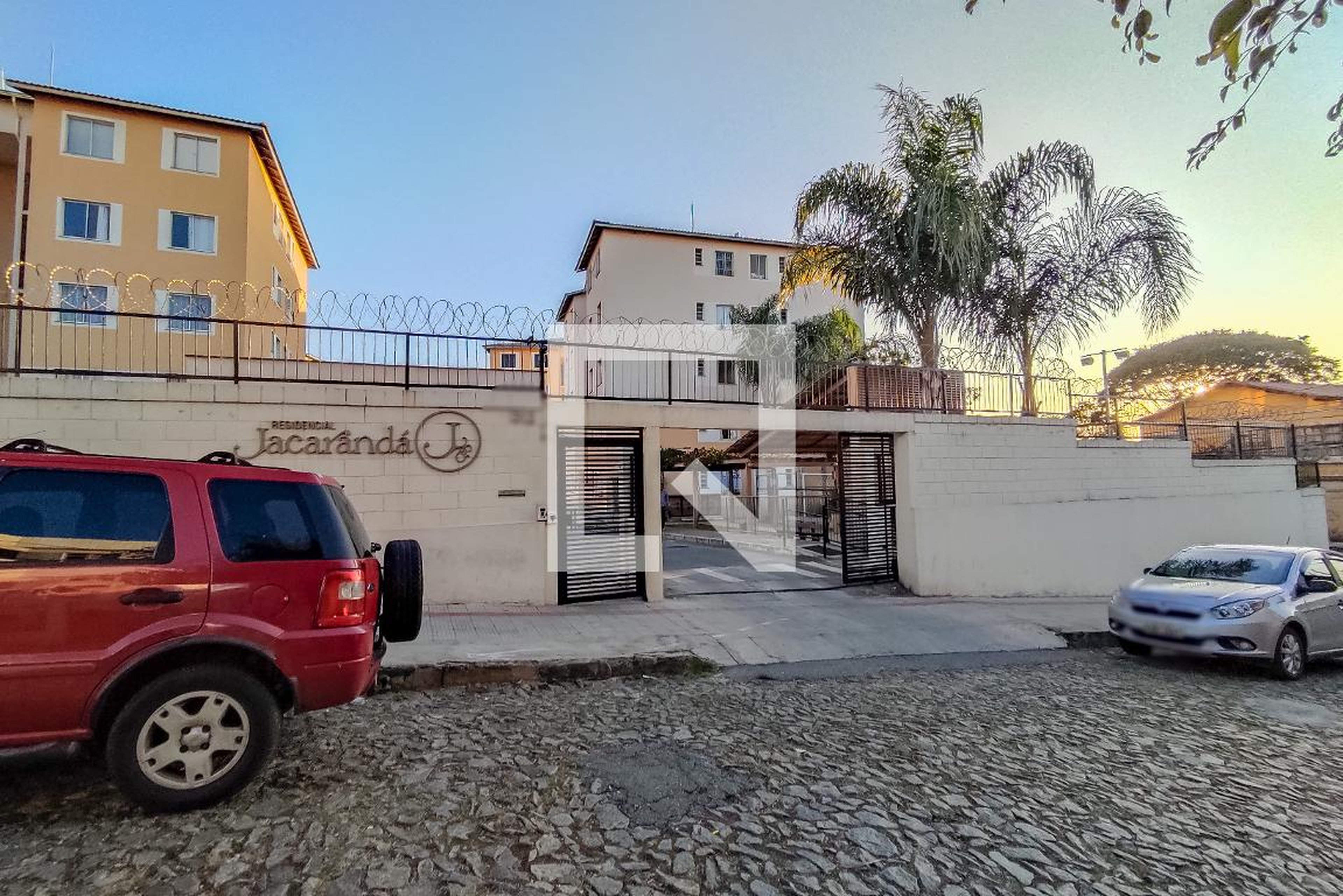 Fachada Residencial Jacarandá