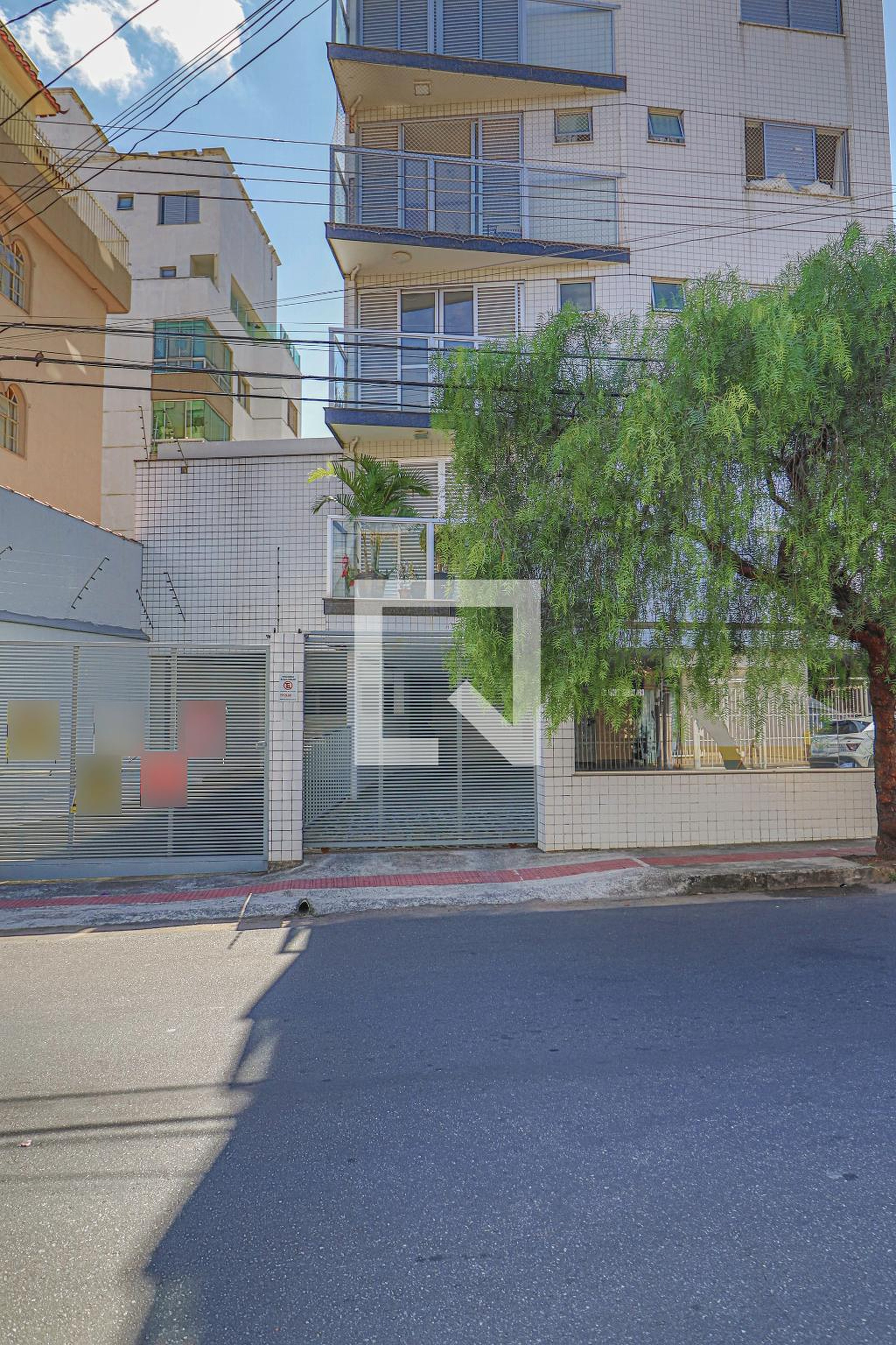 Fachada Edifício Mont Serrat