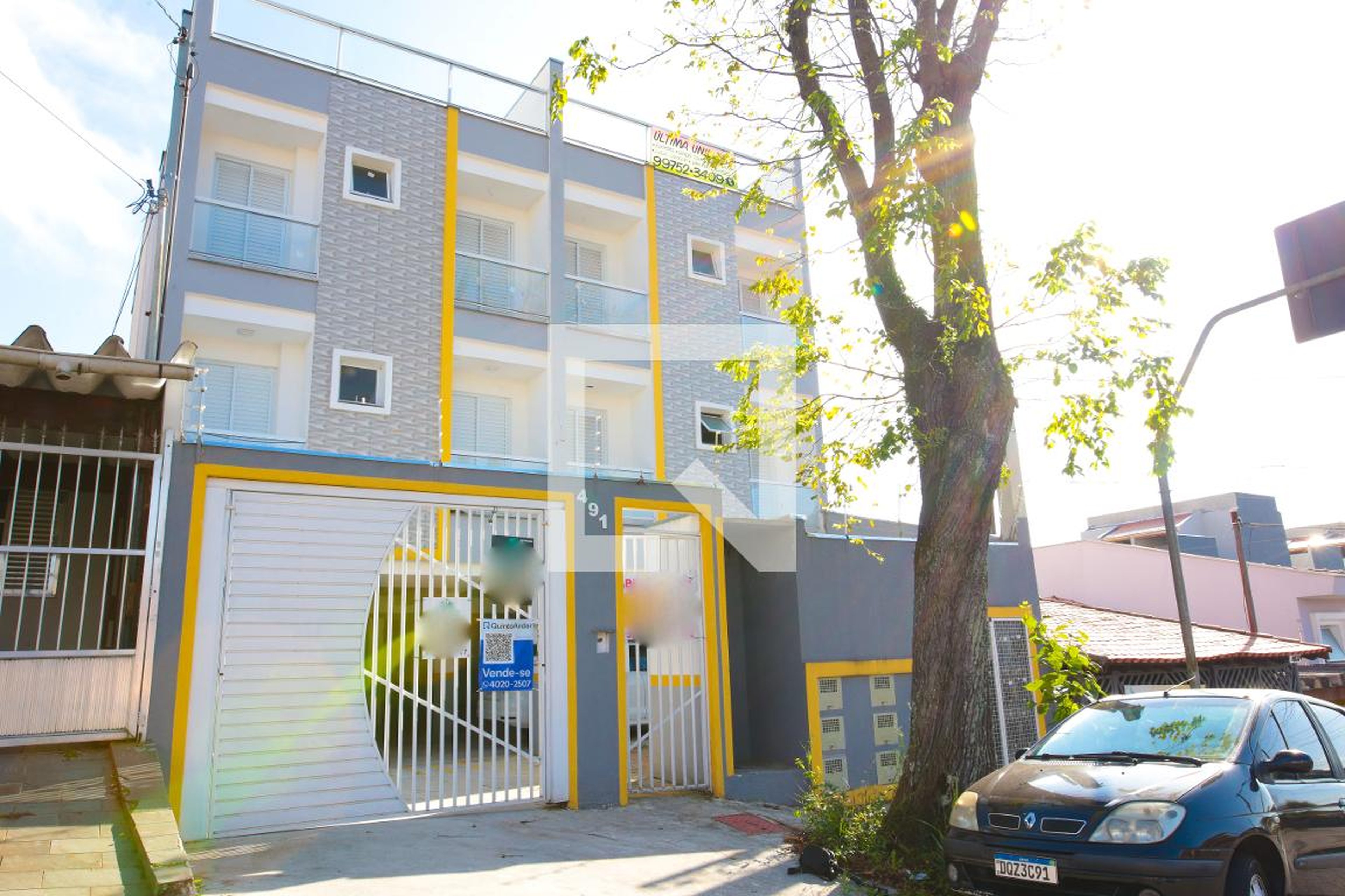 Fachada Condomínio em Rua Buri, 461