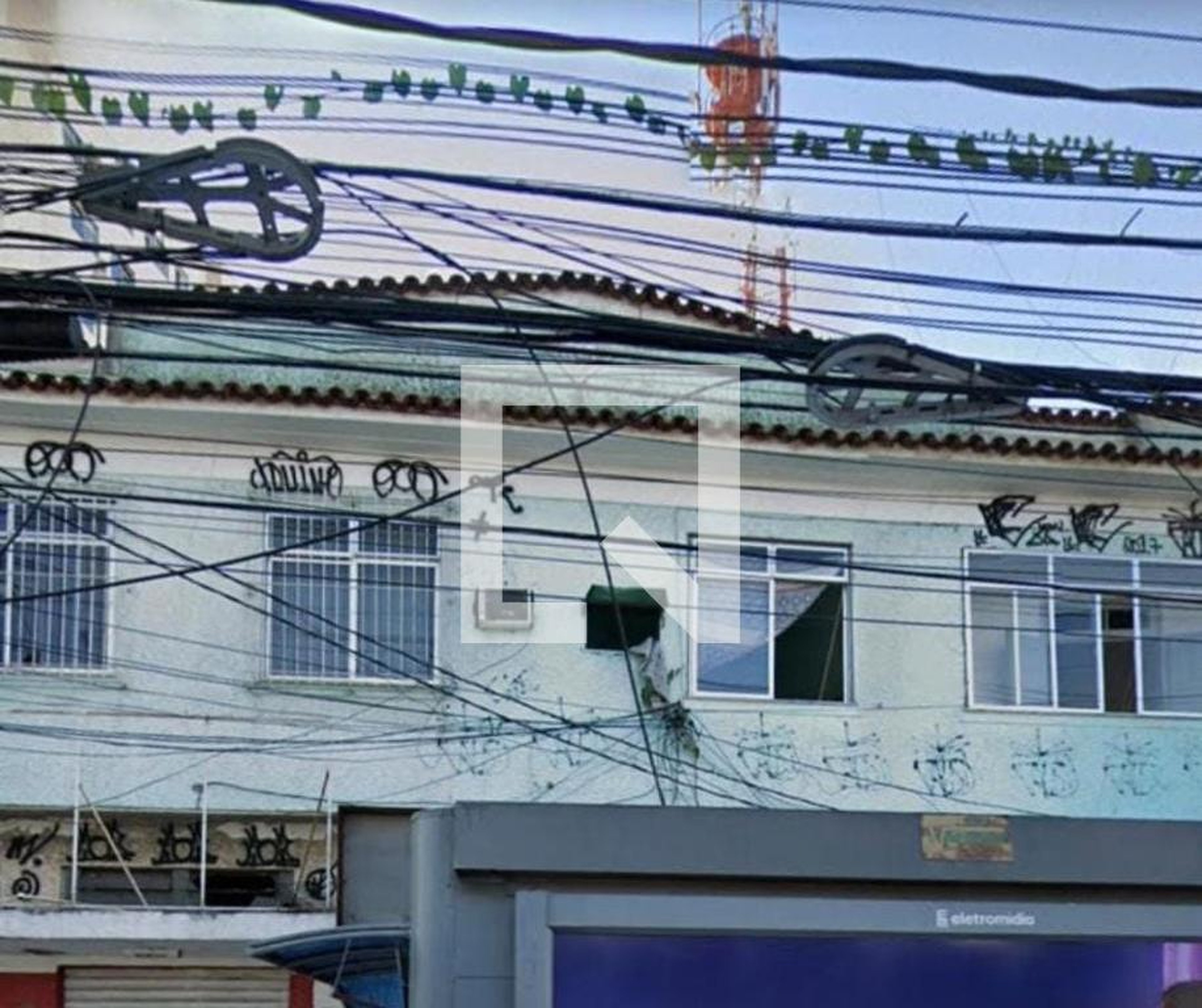 Fachada Condomínio em Avenida Vicente de Carvalho, 709