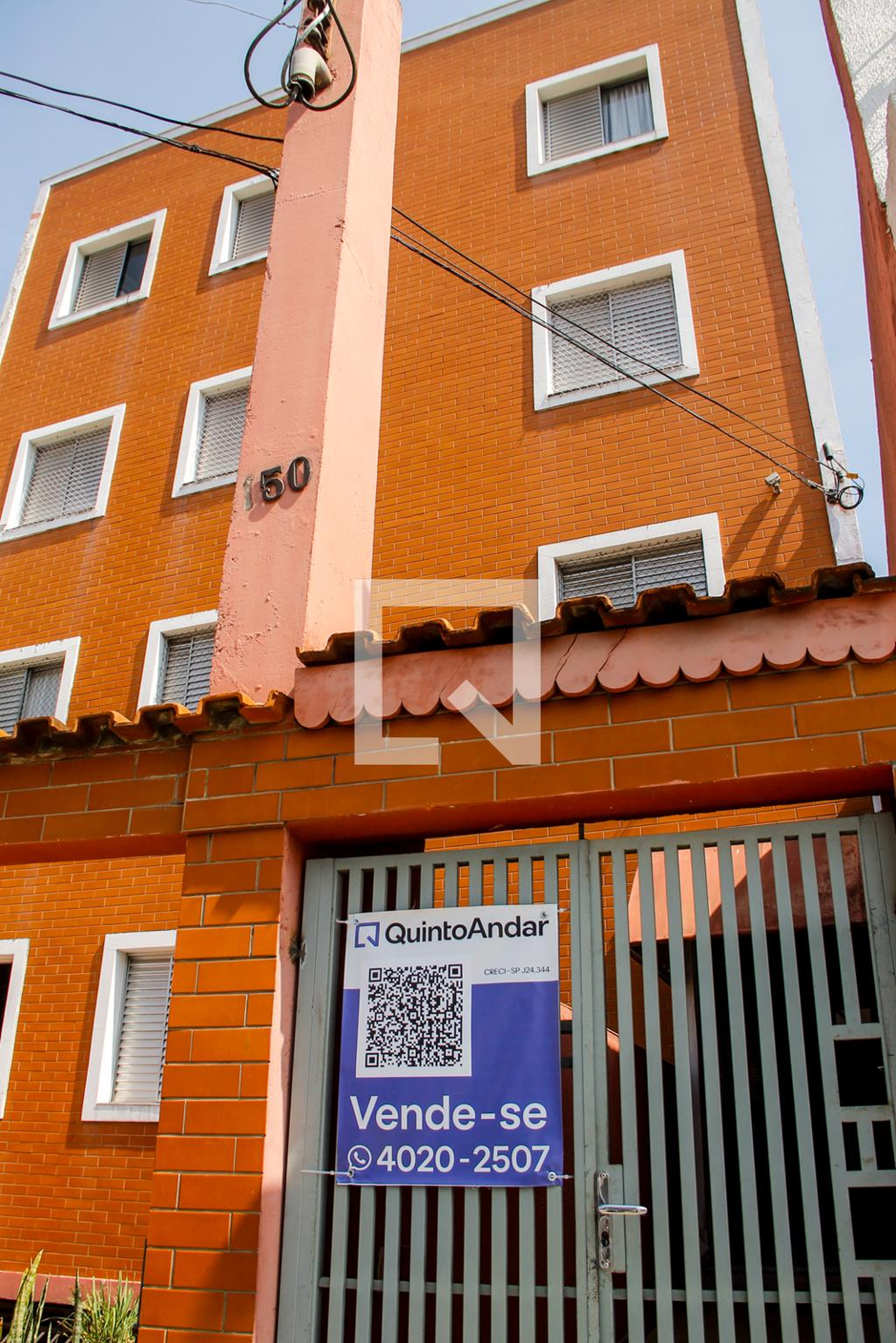 Fachada Condomínio em Rua Engenheiro Armando de Arruda Pereira, 150