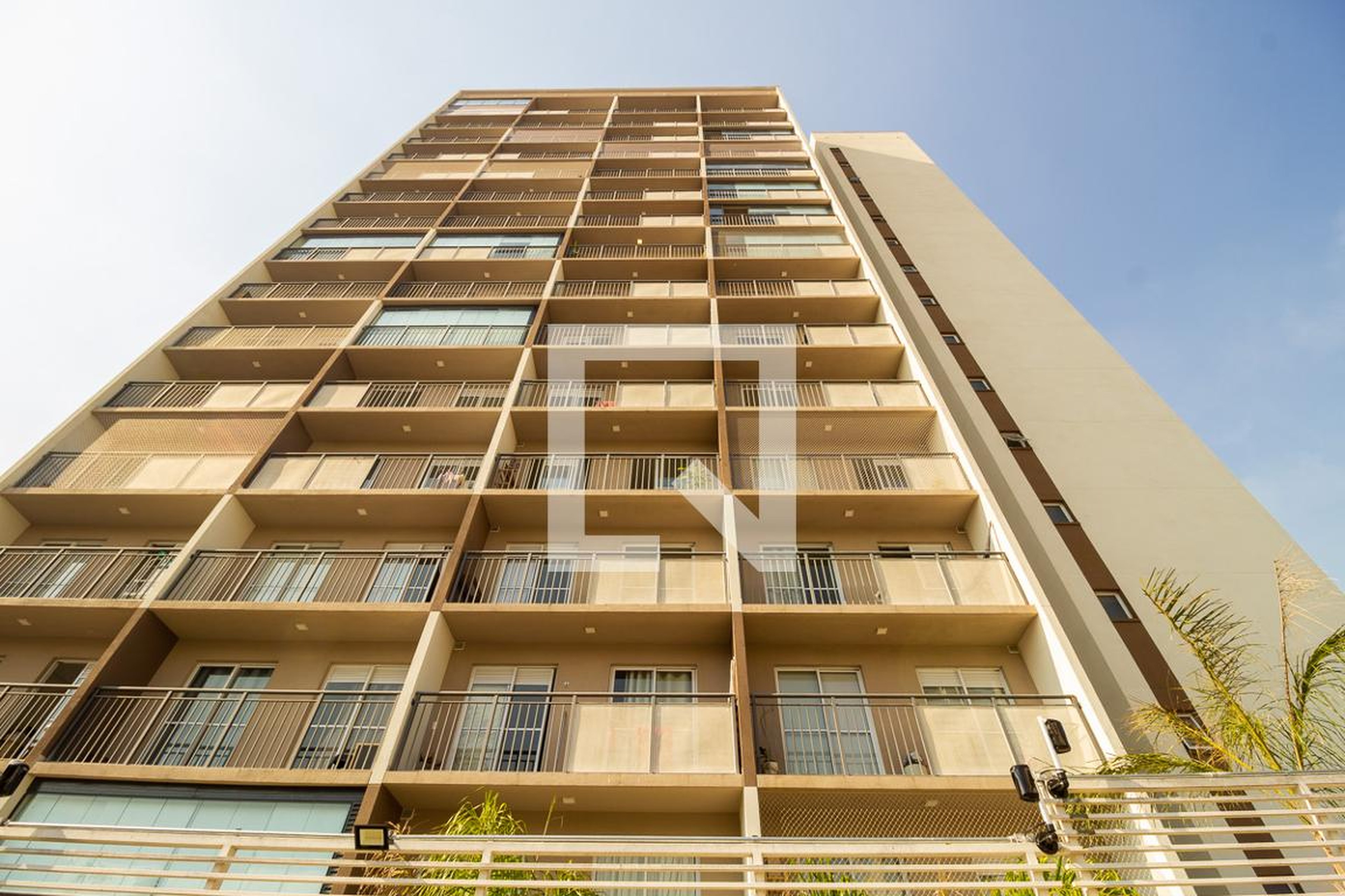 Fachada Condomínio em Rua Doutor Clemente Jobim, 67