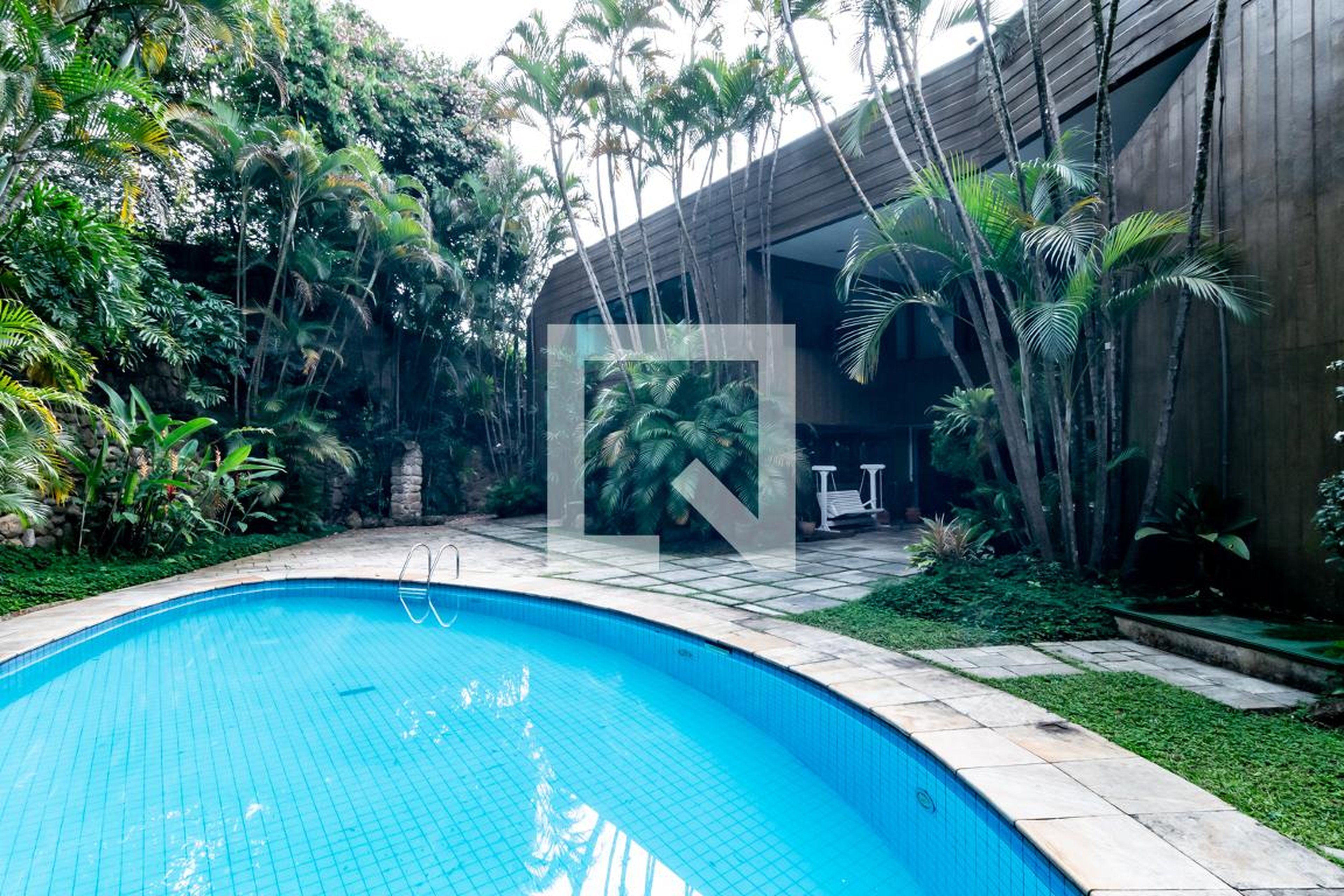 Piscina - Chacara Flora