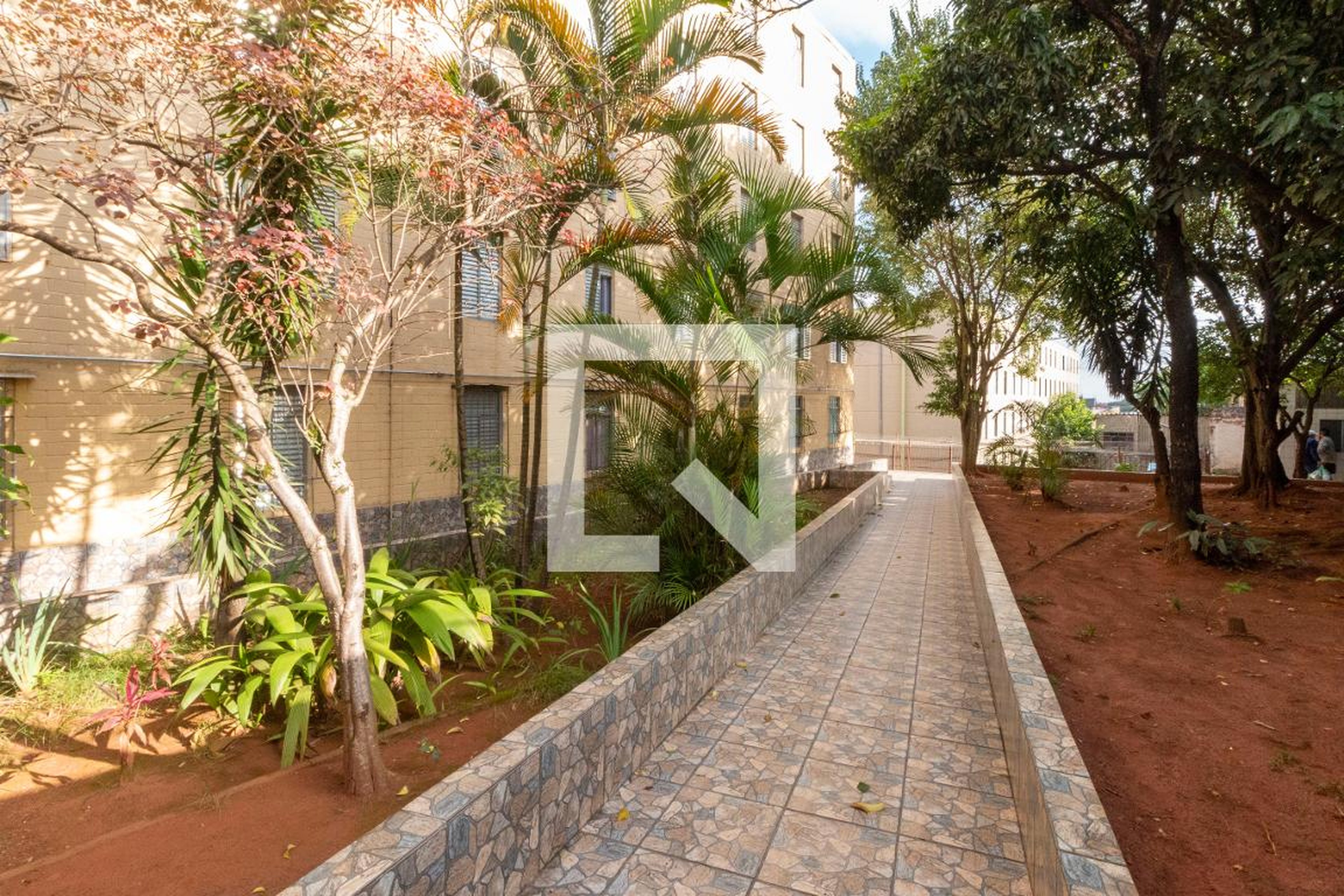 Área Externa - Tulipeiras 2