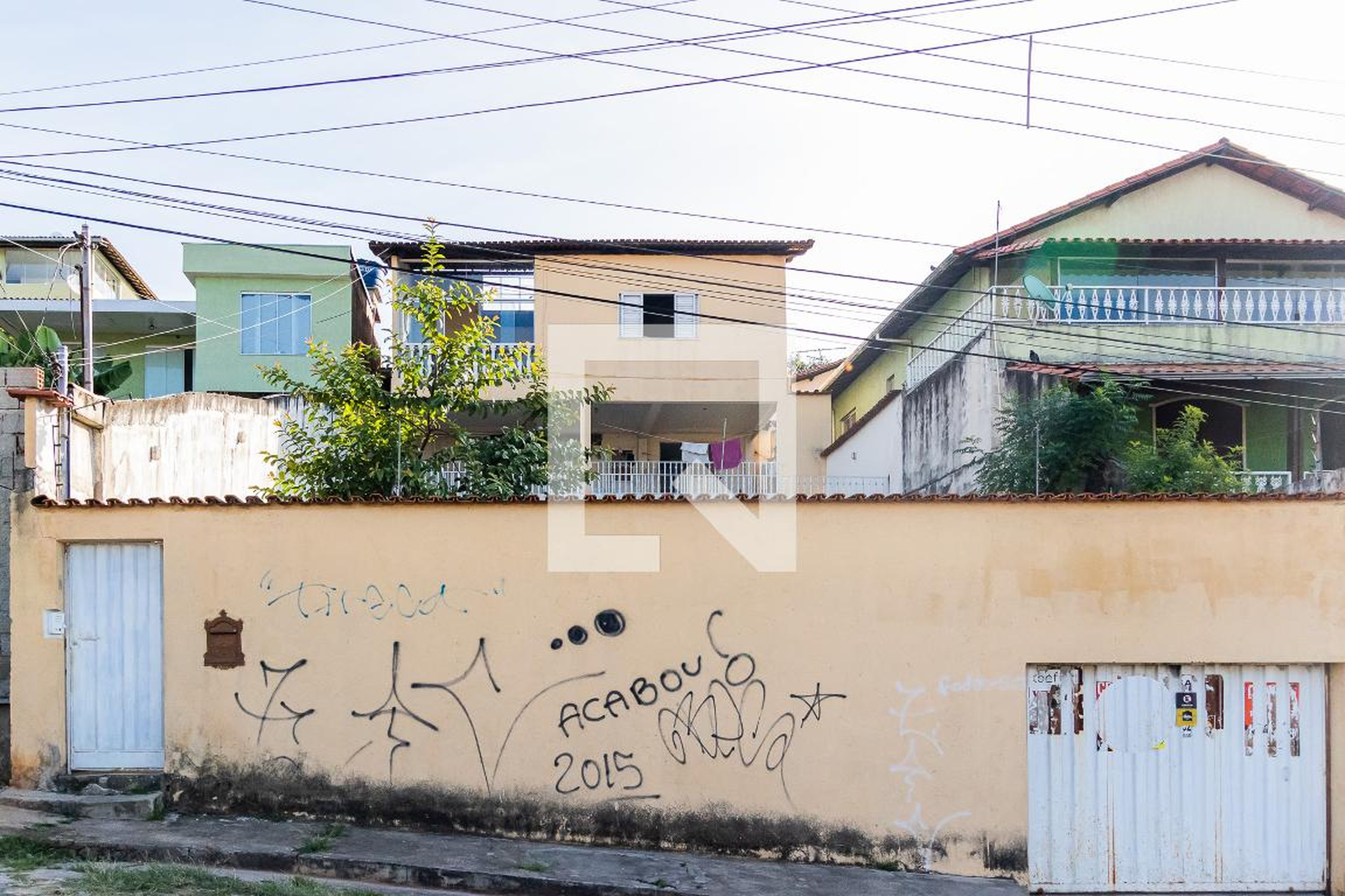 Fachada Condomínio em Rua Maria Evarista, 173