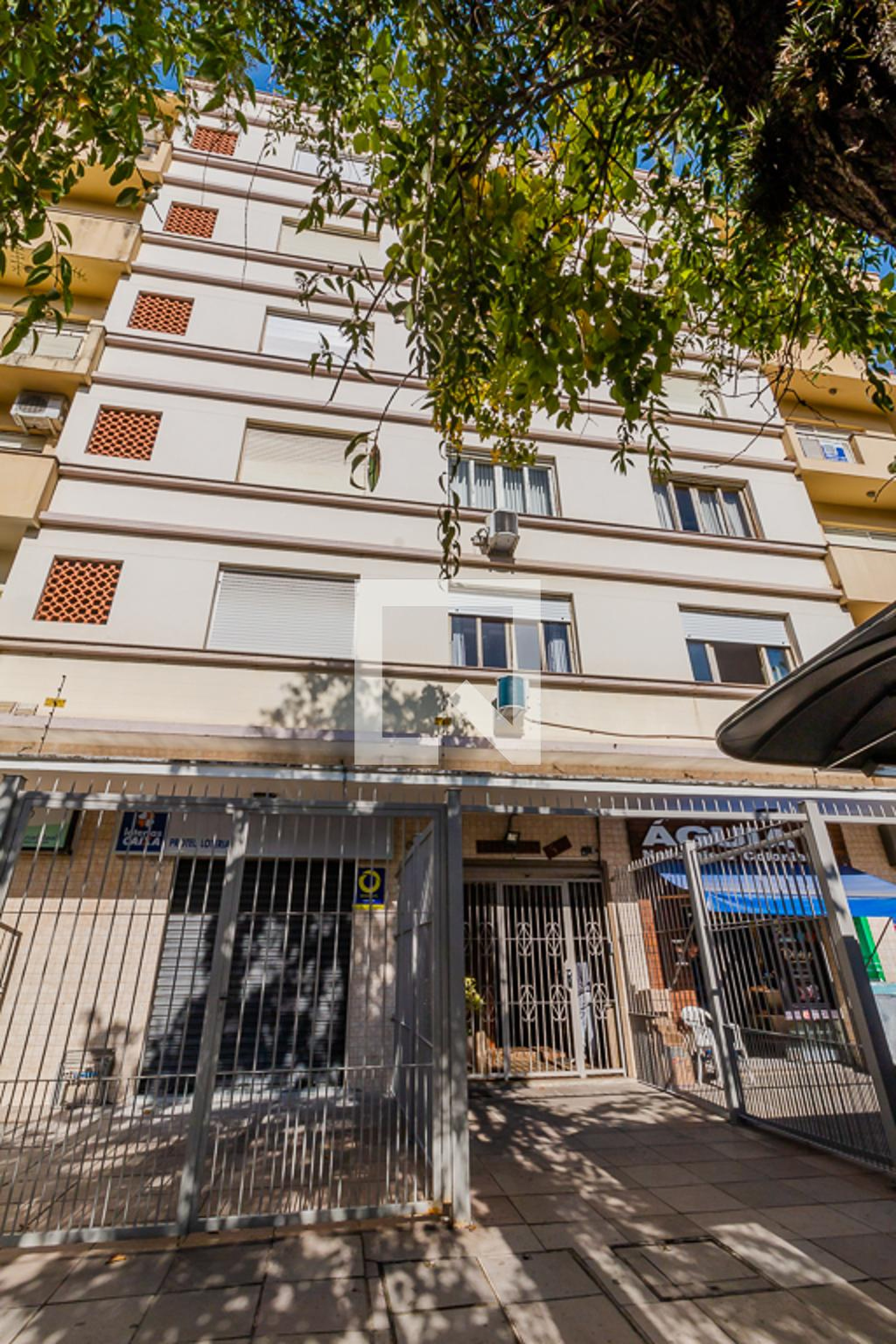 Fachada Condomínio em Avenida Jerônimo de Ornelas, 527