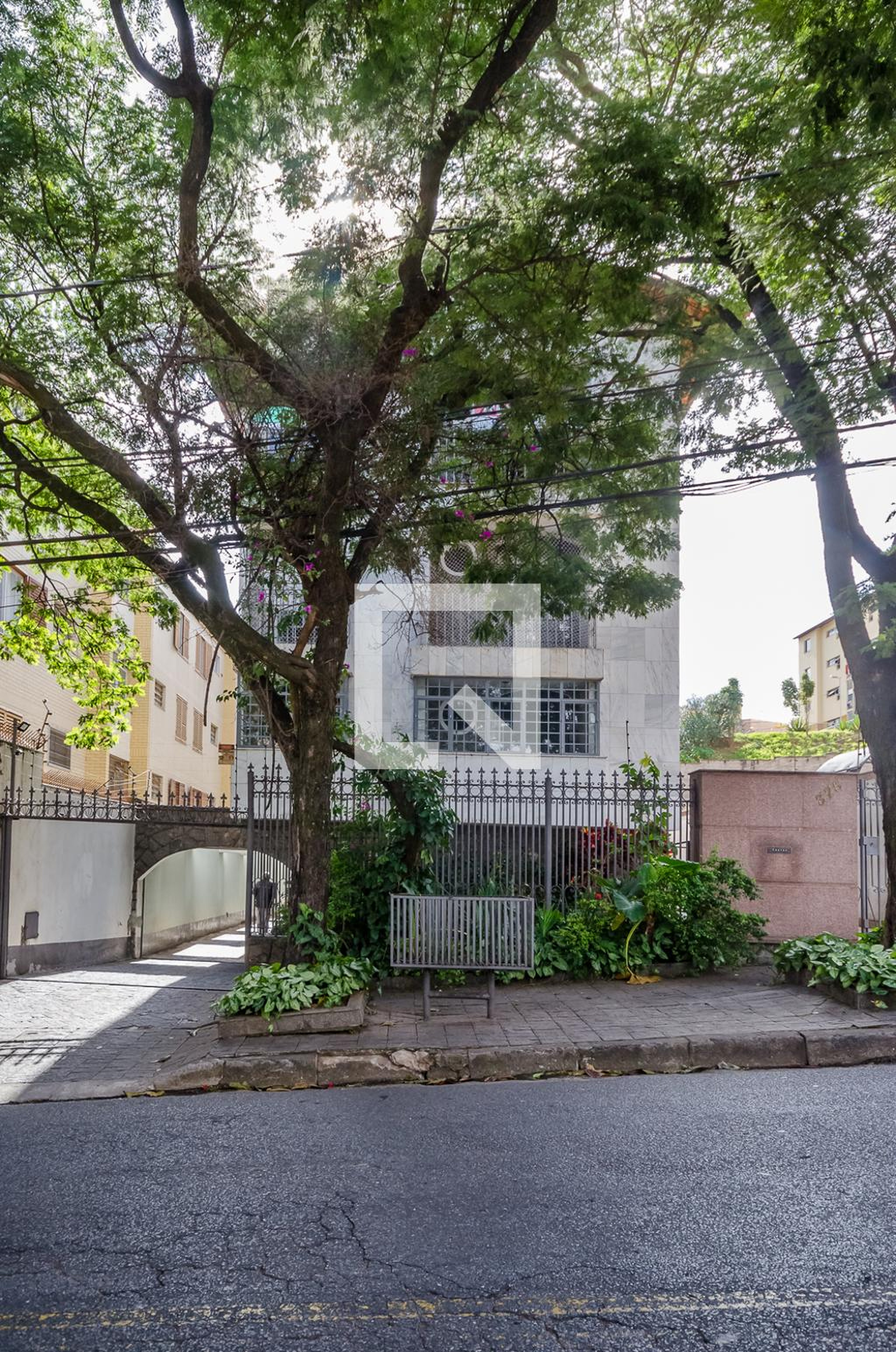 Fachada Condomínio em Rua Plêiades, 375