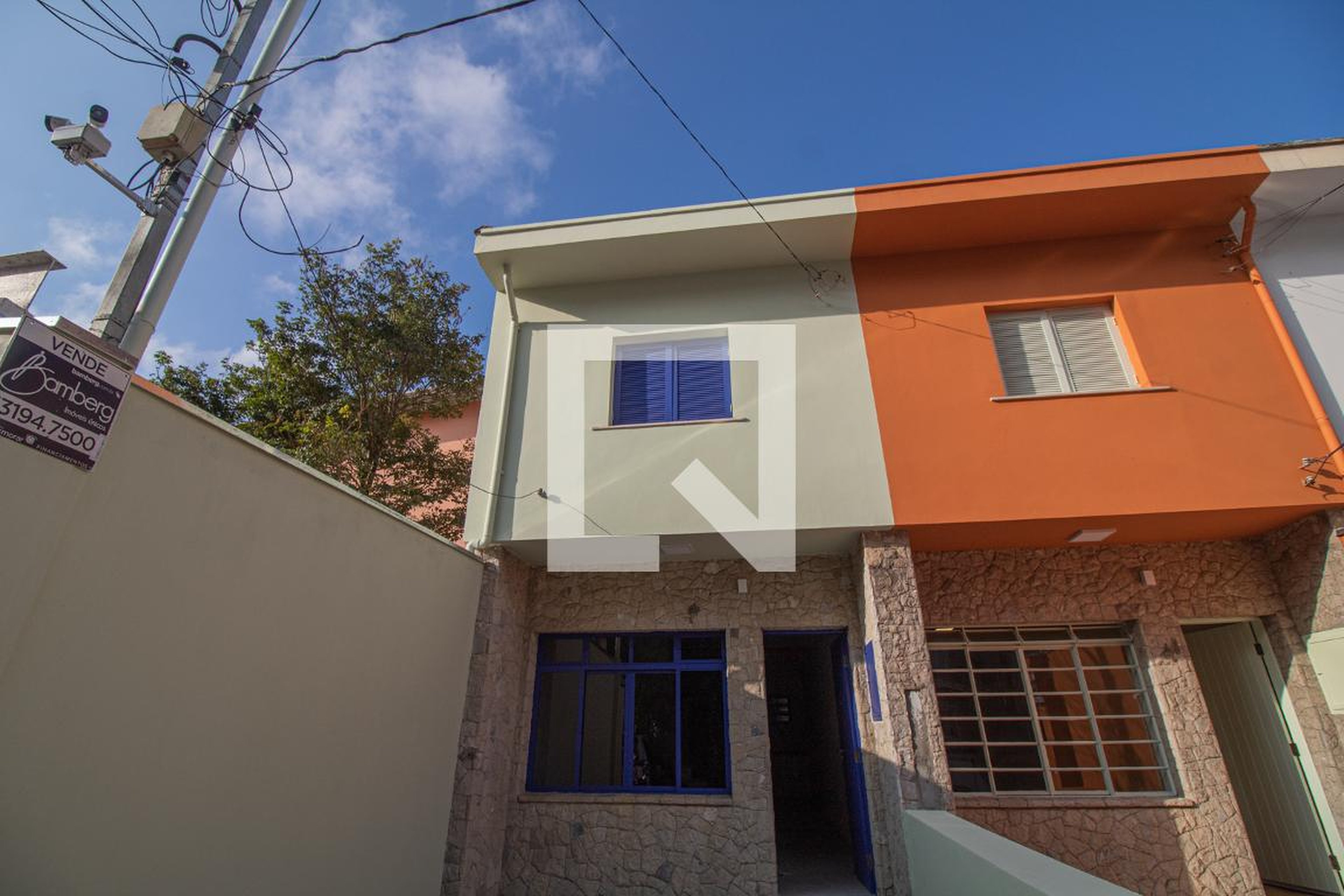 Fachada Condomínio em Rua Júlio Verne, 48