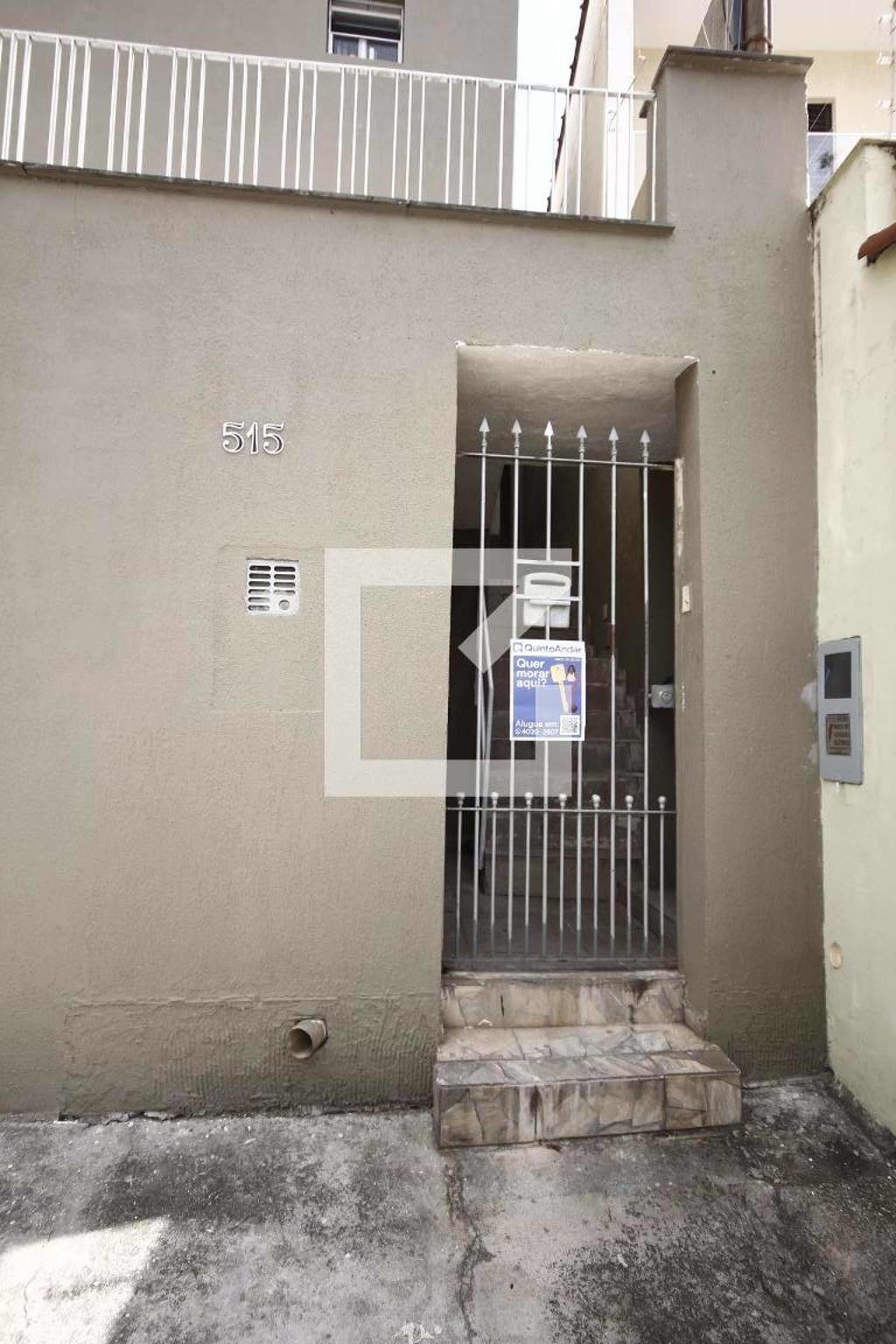 Fachada Condomínio em Rua Rodrigo Vieira, 515