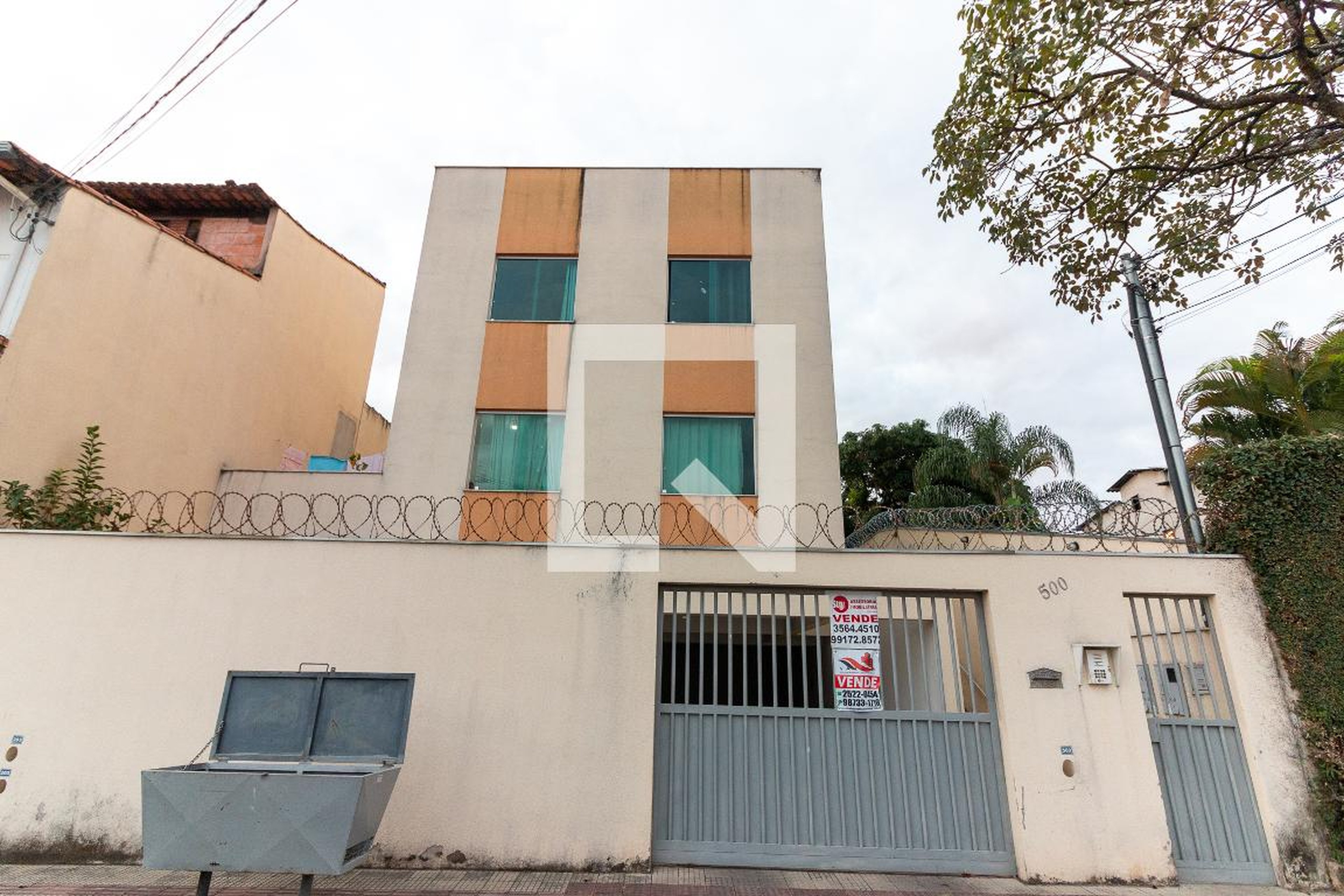 Fachada do Prédio Condomínio em Rua Princesa Isabel, 500