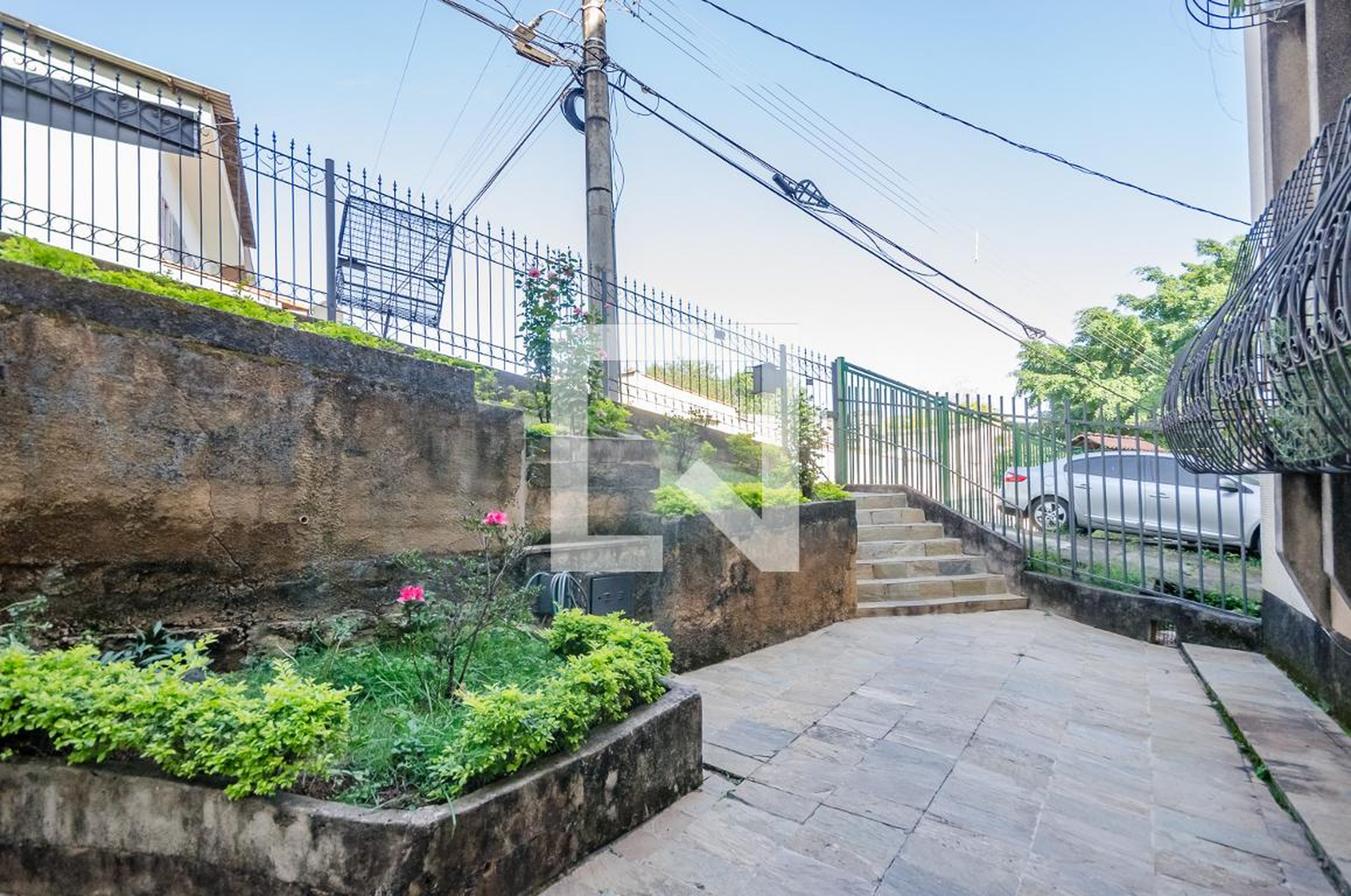 Fachada Condomínio Conjunto Habitacional California