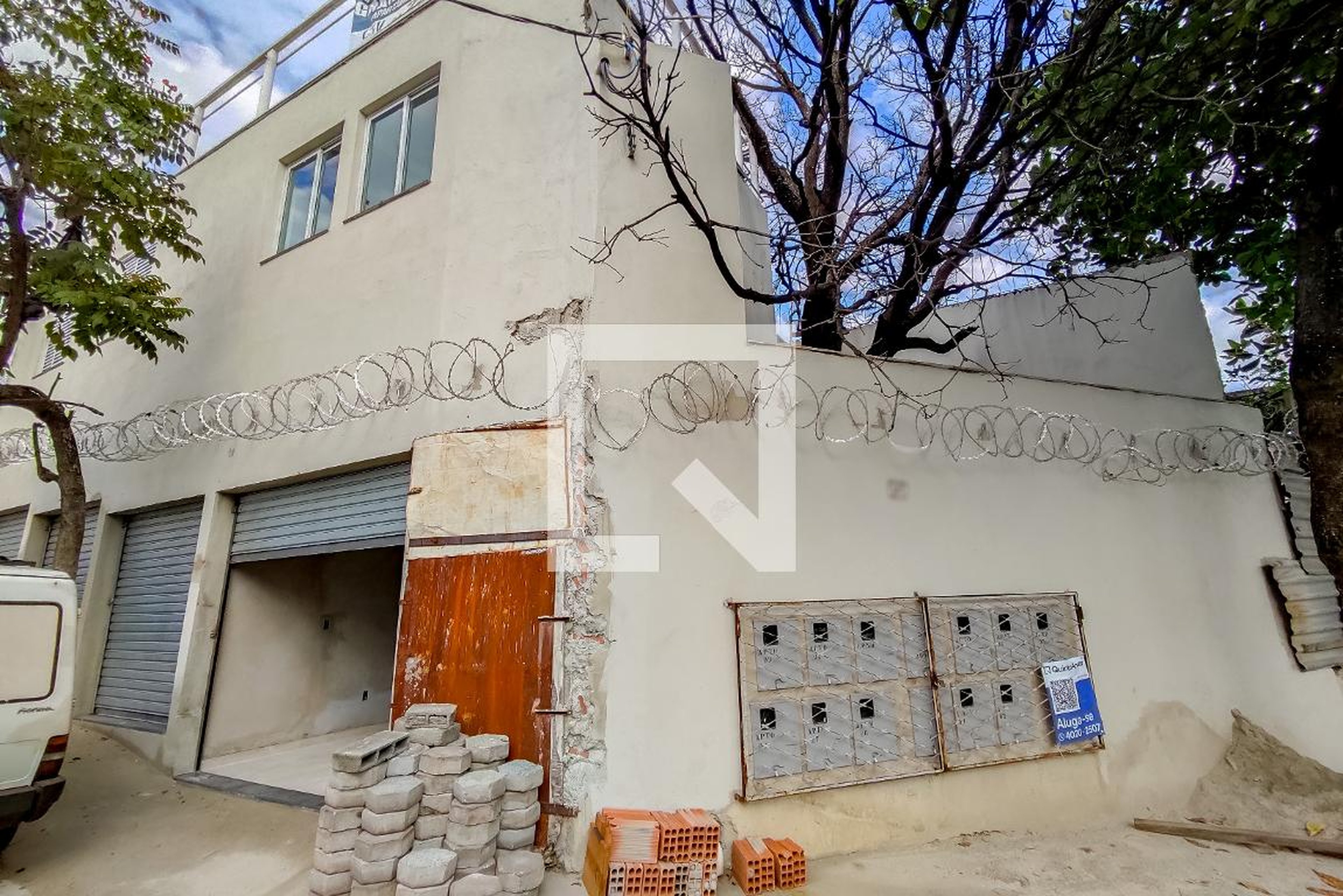 Fachada Condomínio em Avenida Dois, 63