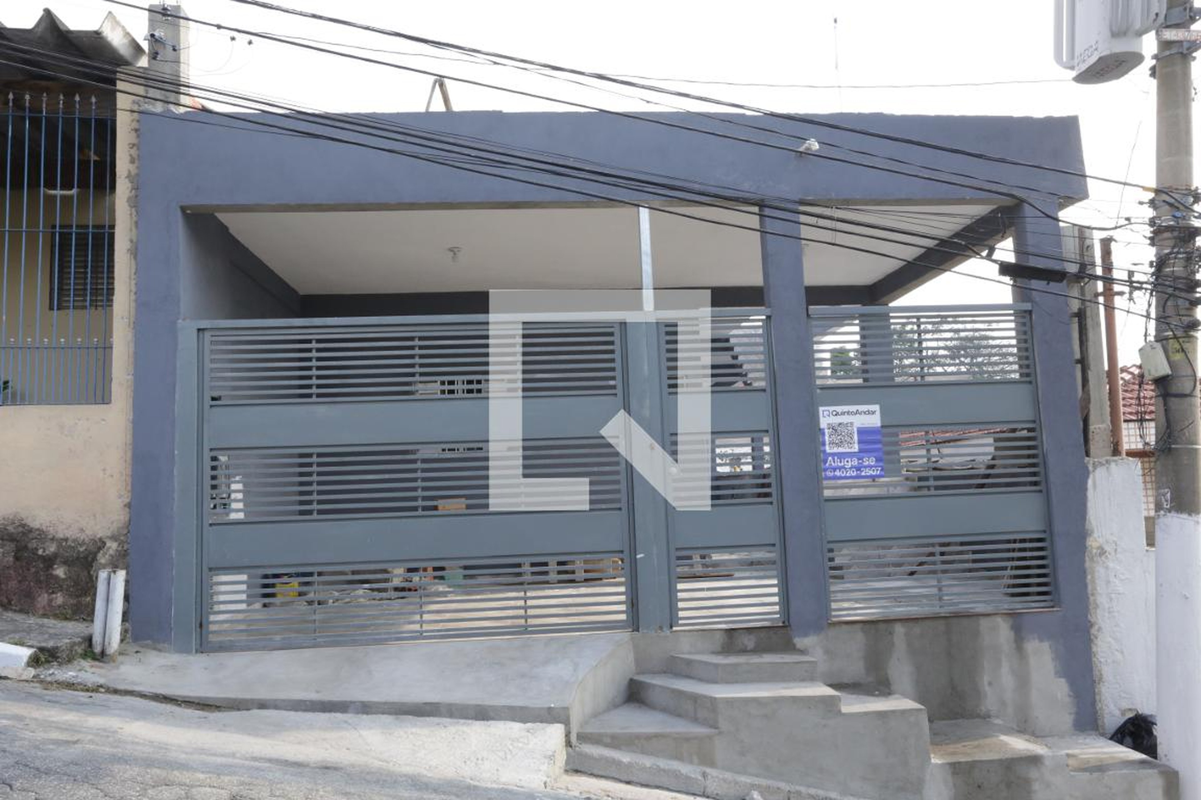 Fachada Condomínio em Rua Ibiraci, 07