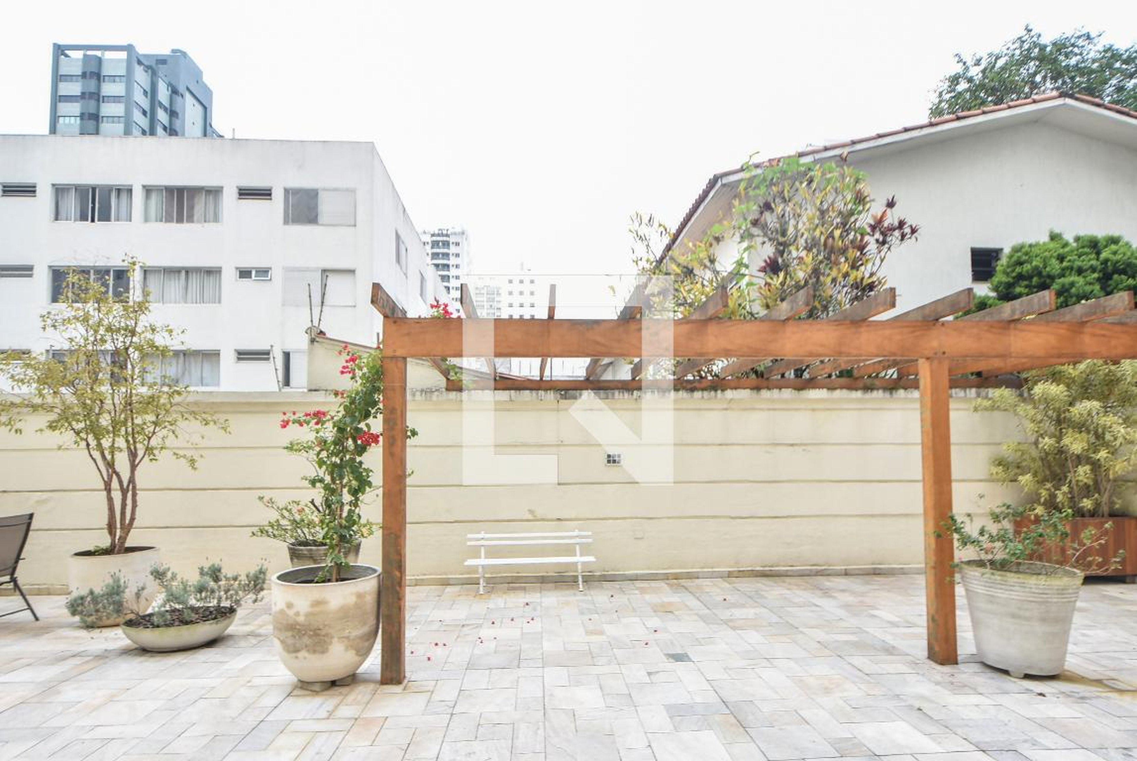 Condomínio - Mansão J. Saad