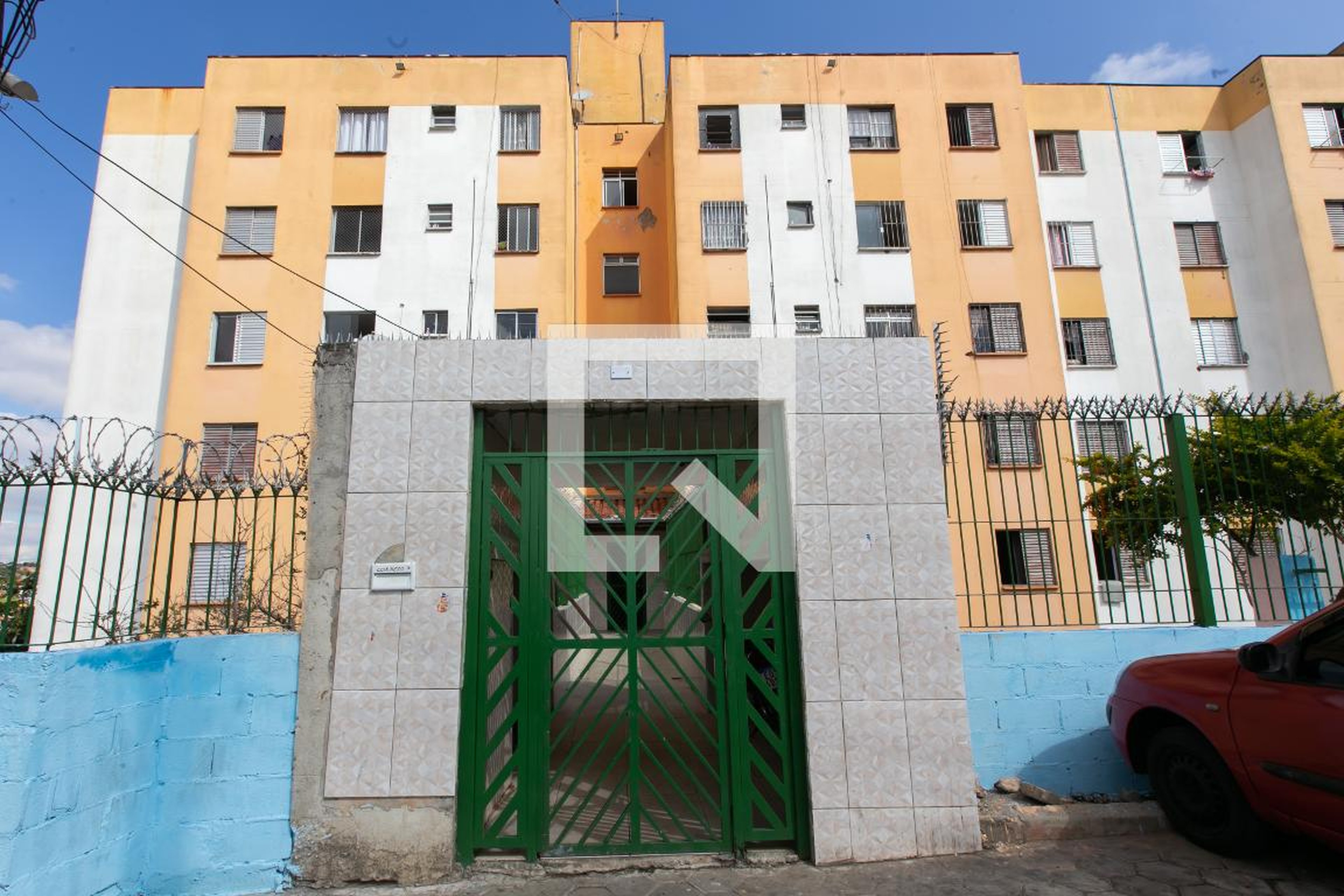 Fachada do Condomínio Condomínio em Rua Pedro Maciel, 233