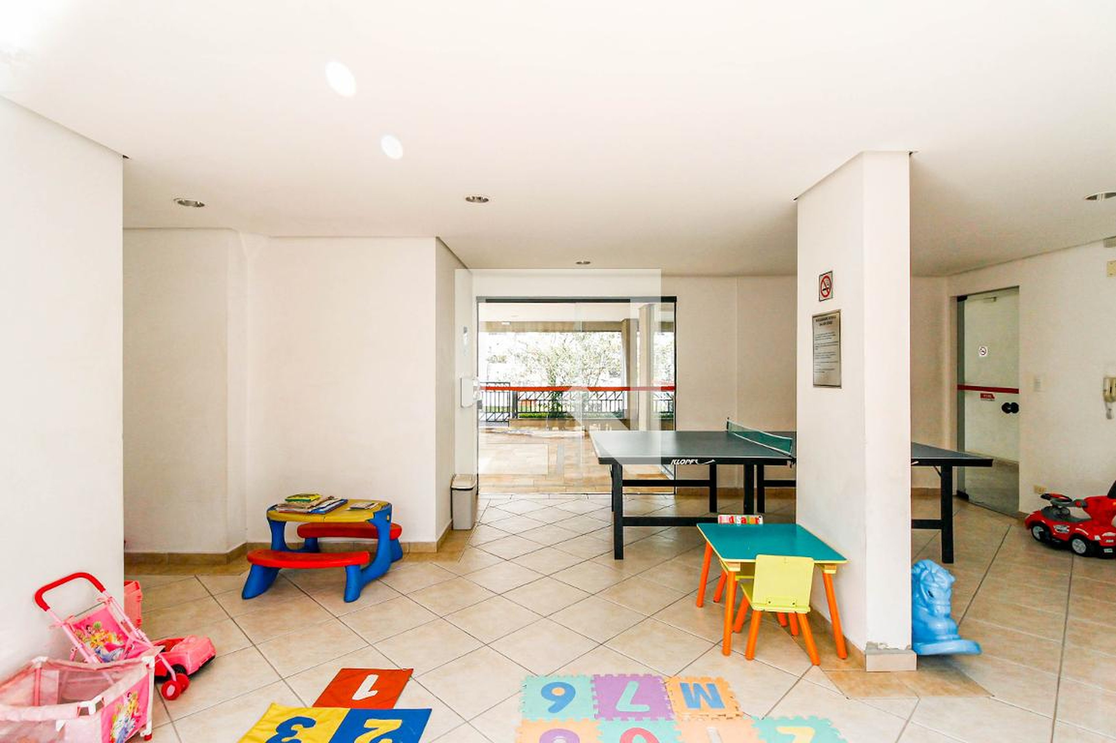 Sala de Jogos - Plaza de Sevilha