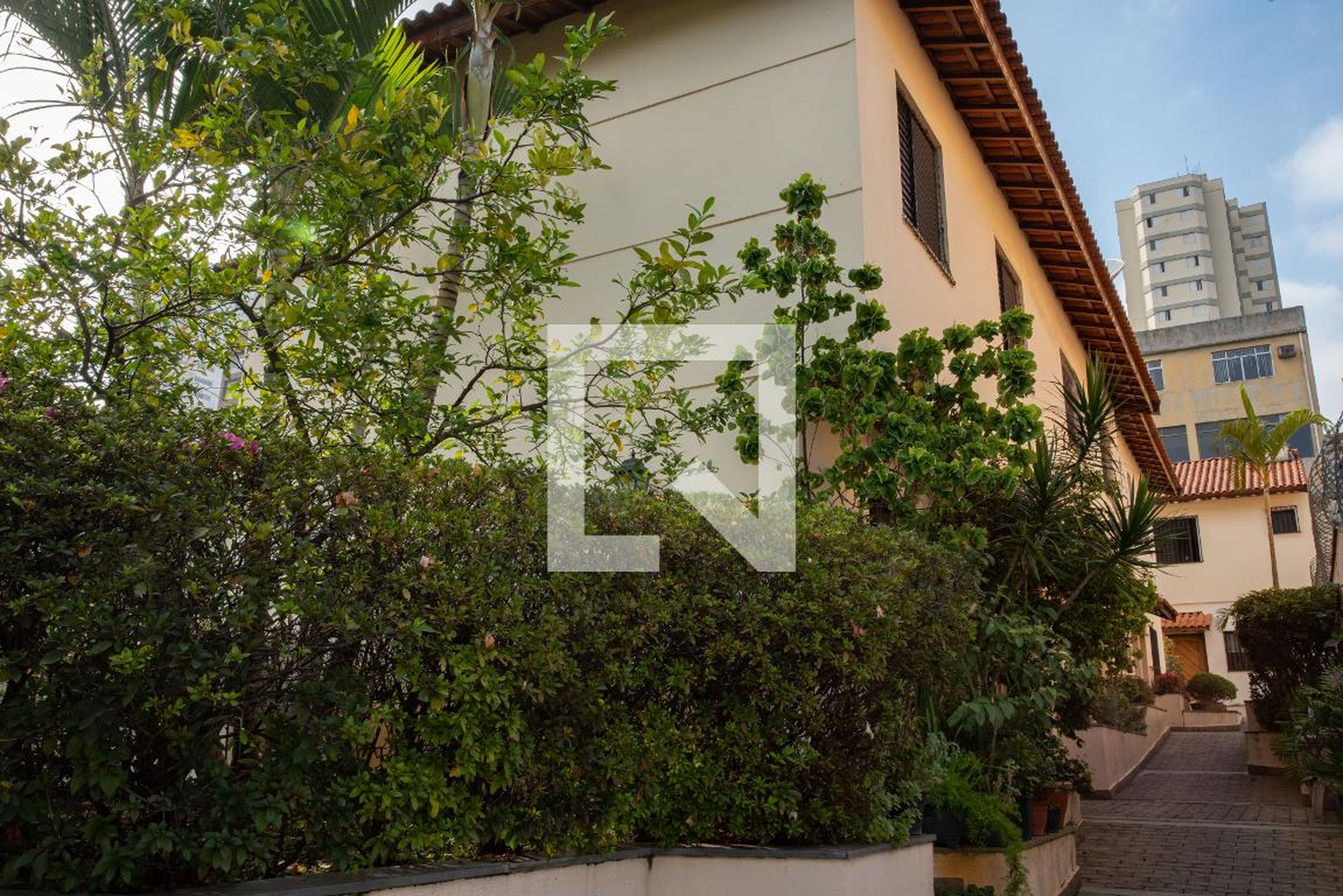 Fachada Condomínio Villa de Pompeia