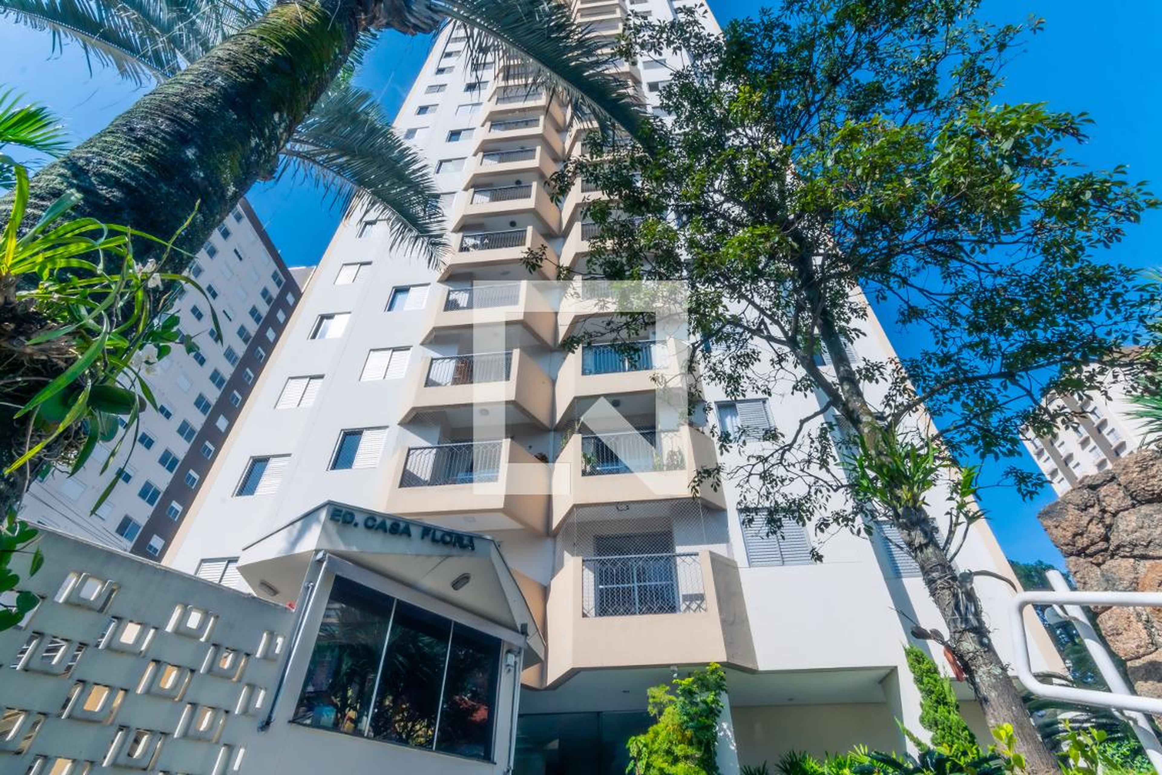 Fachada Condomínio Casa Flora