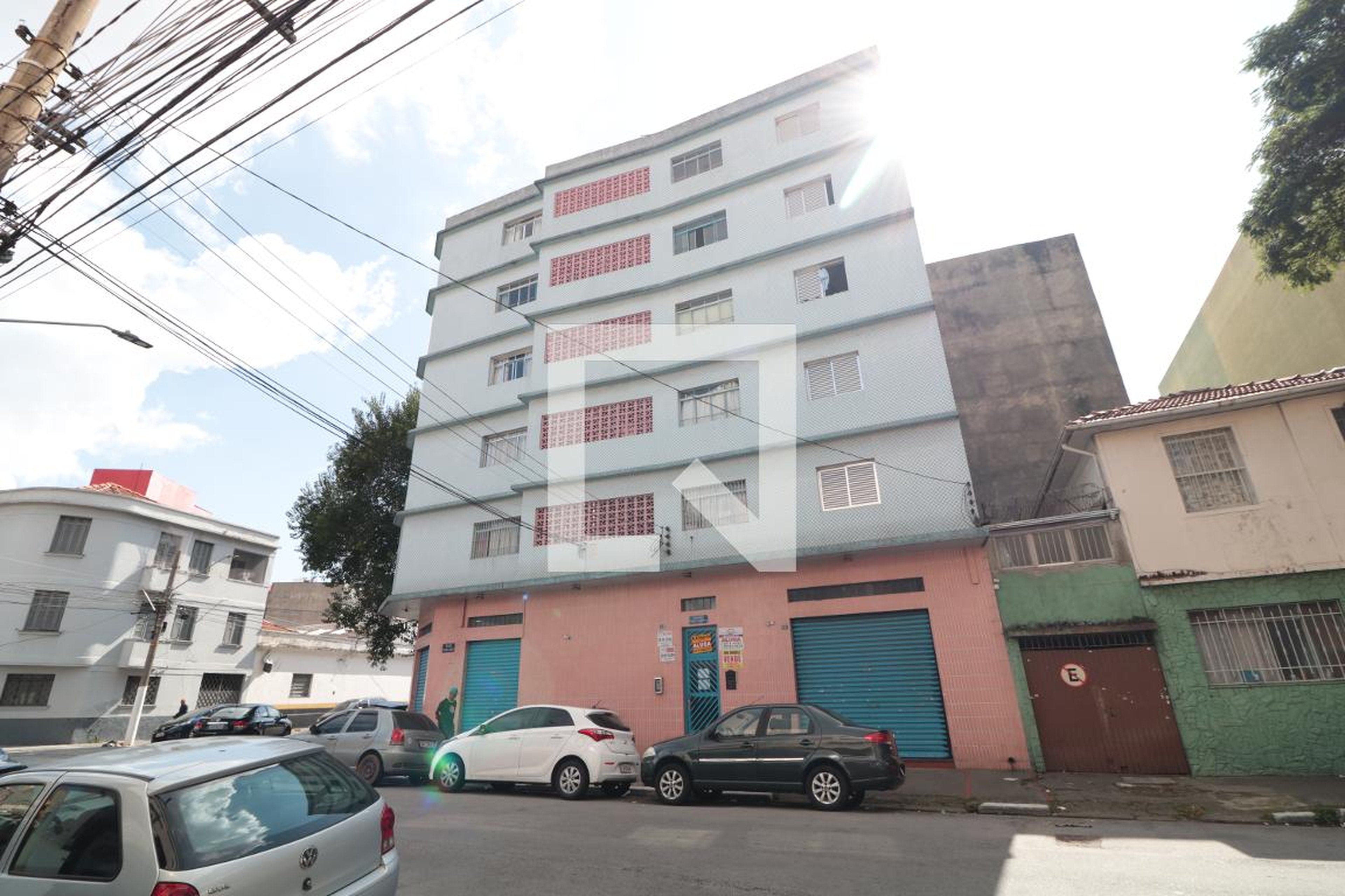 Fachada Condomínio em Rua Coronel Morais, 553