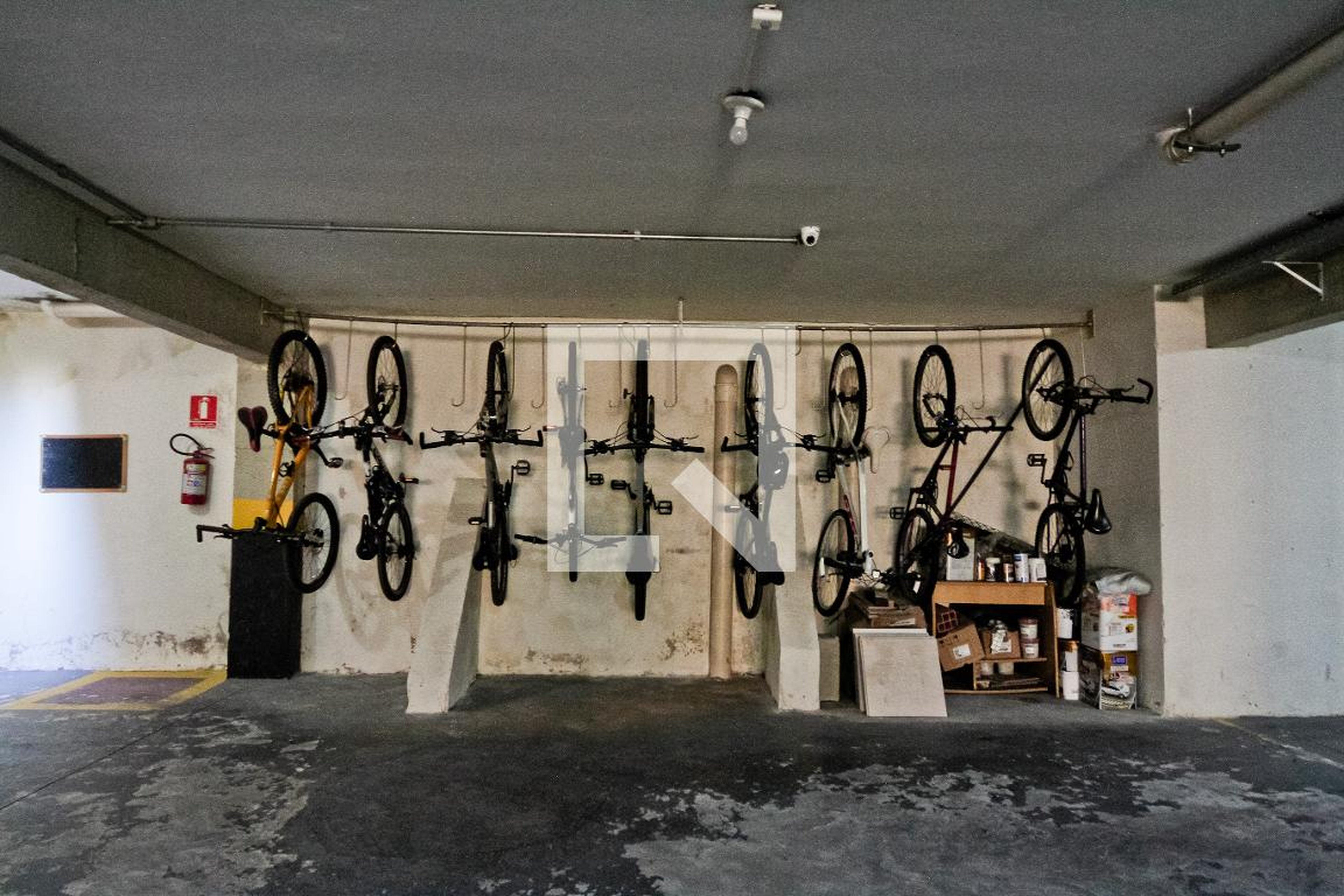 Bicicletário - Hibiscos