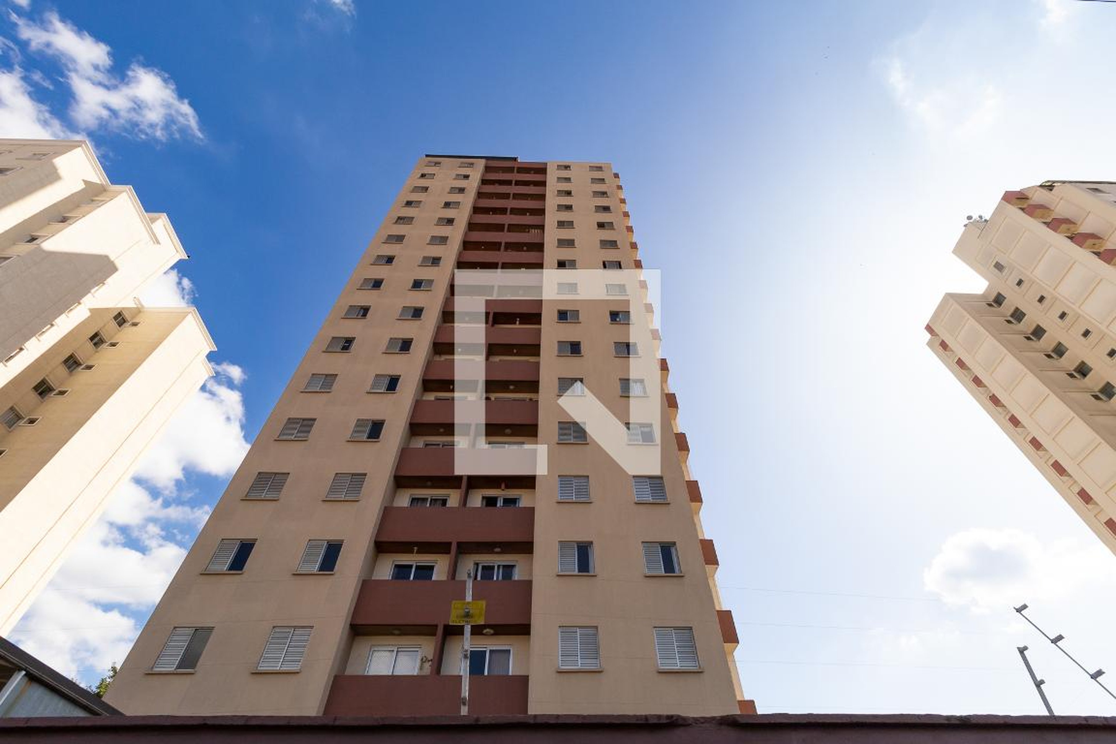 Fachada do Condomínio Edifício Veneza