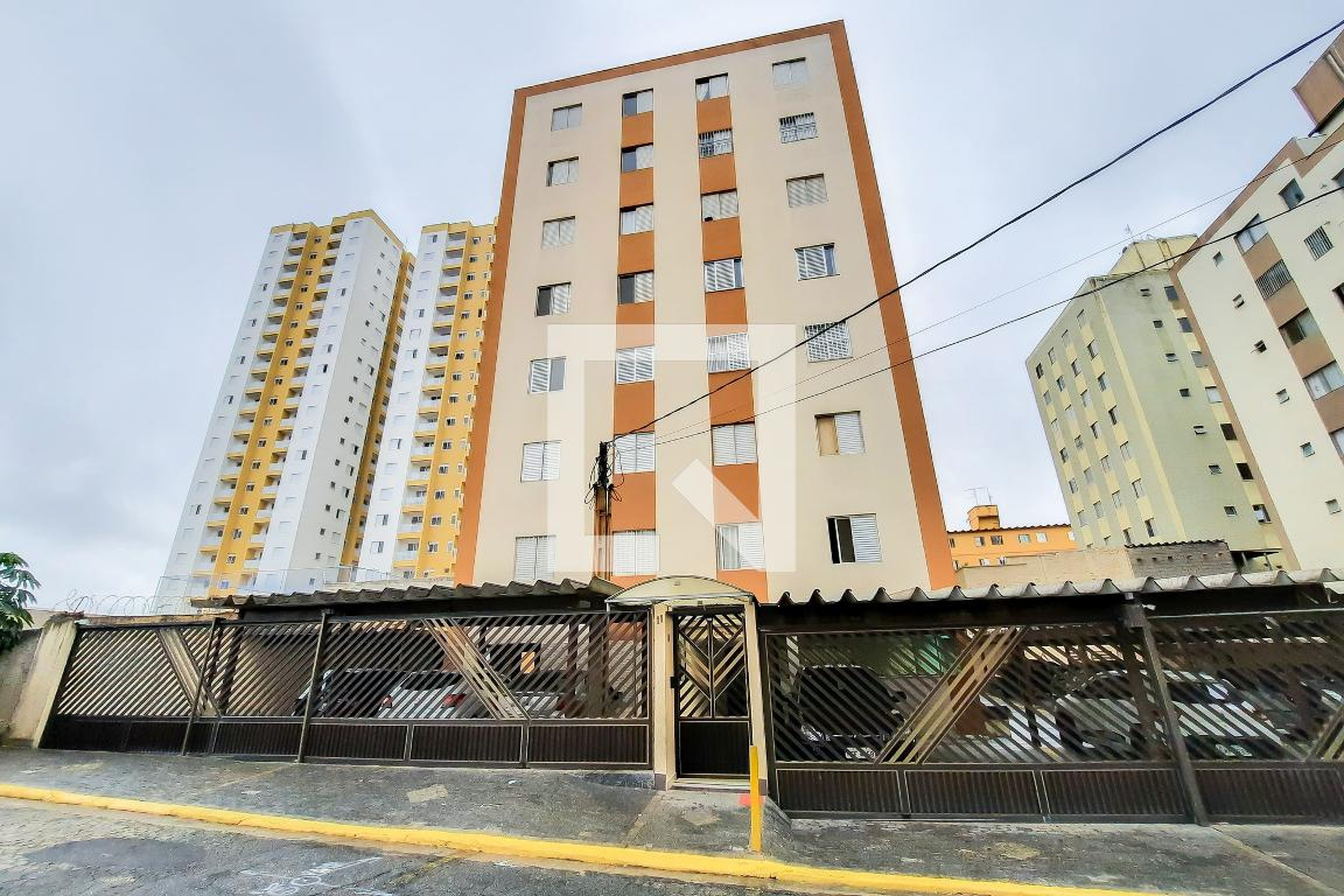 Fachada do Condomínio Condomínio em Rua Padre Tarcísio Zanoti, 11