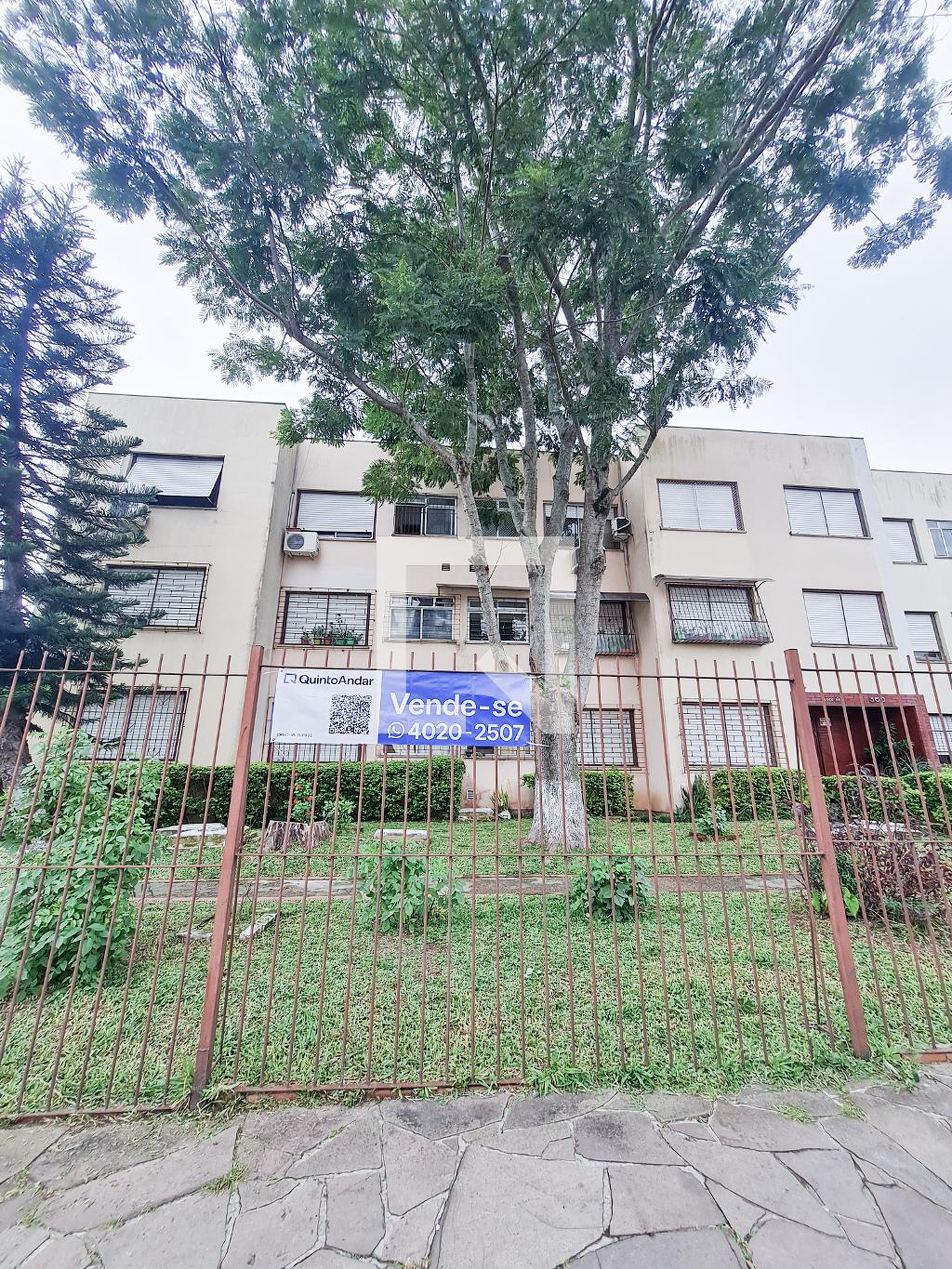 Fachada do Condomínio Condomínio Pituba