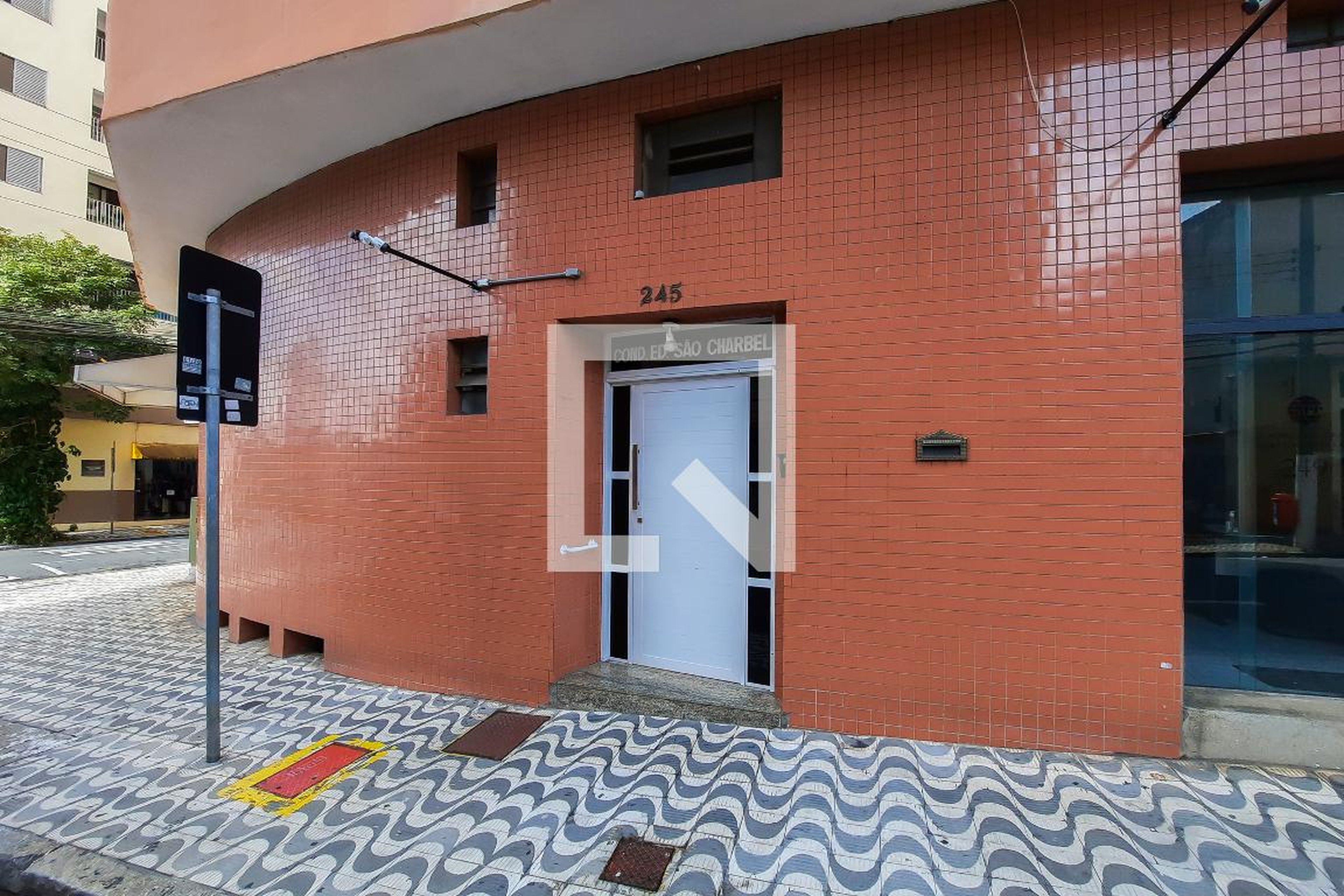 Fachada do Condomínio Edifício São Gabriel