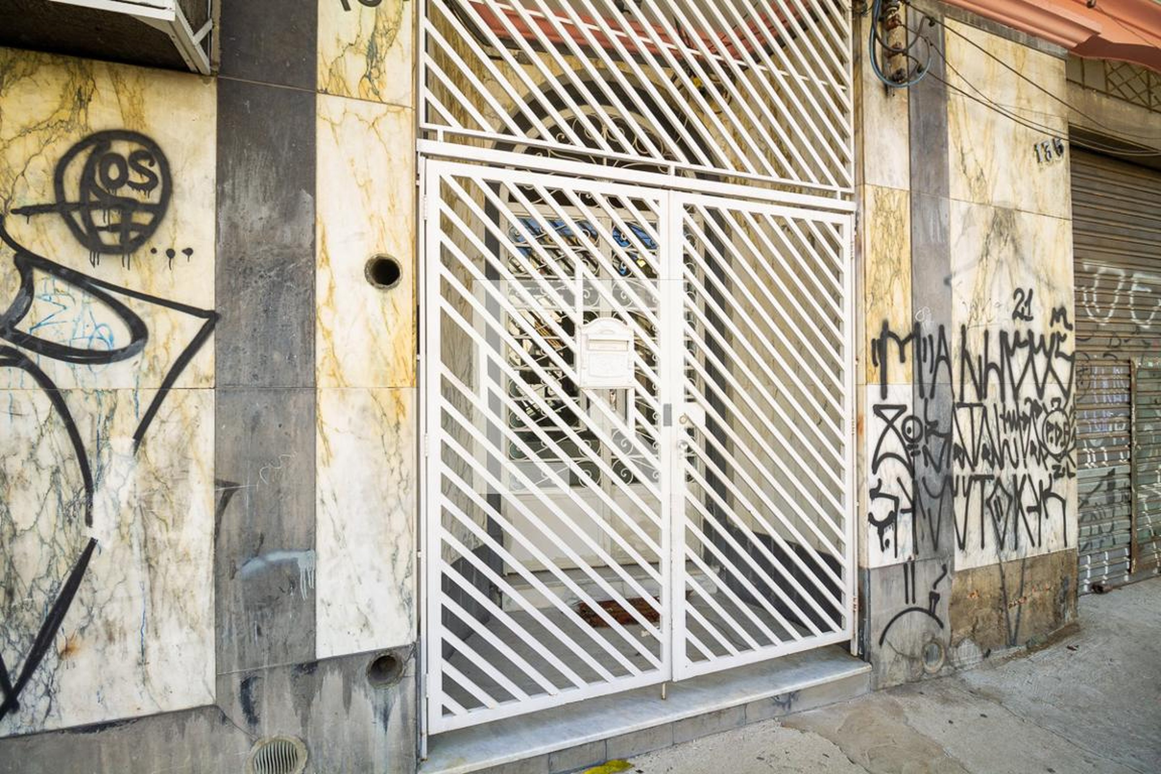 Entrada - Edifício Raphael Saviano Neto