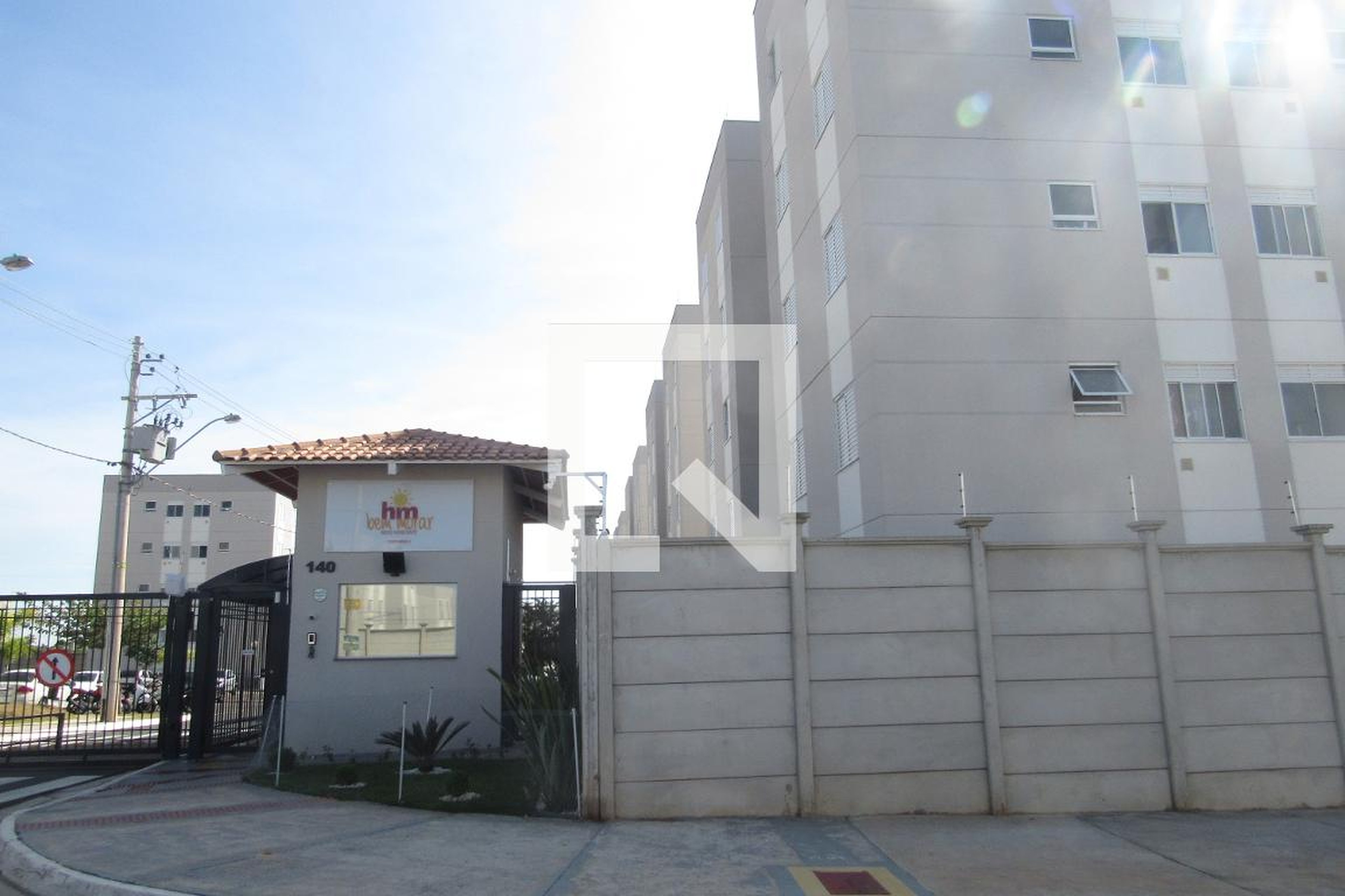 Fachada do Condomínio Condomínio em Rua Angelo Buffo, 140