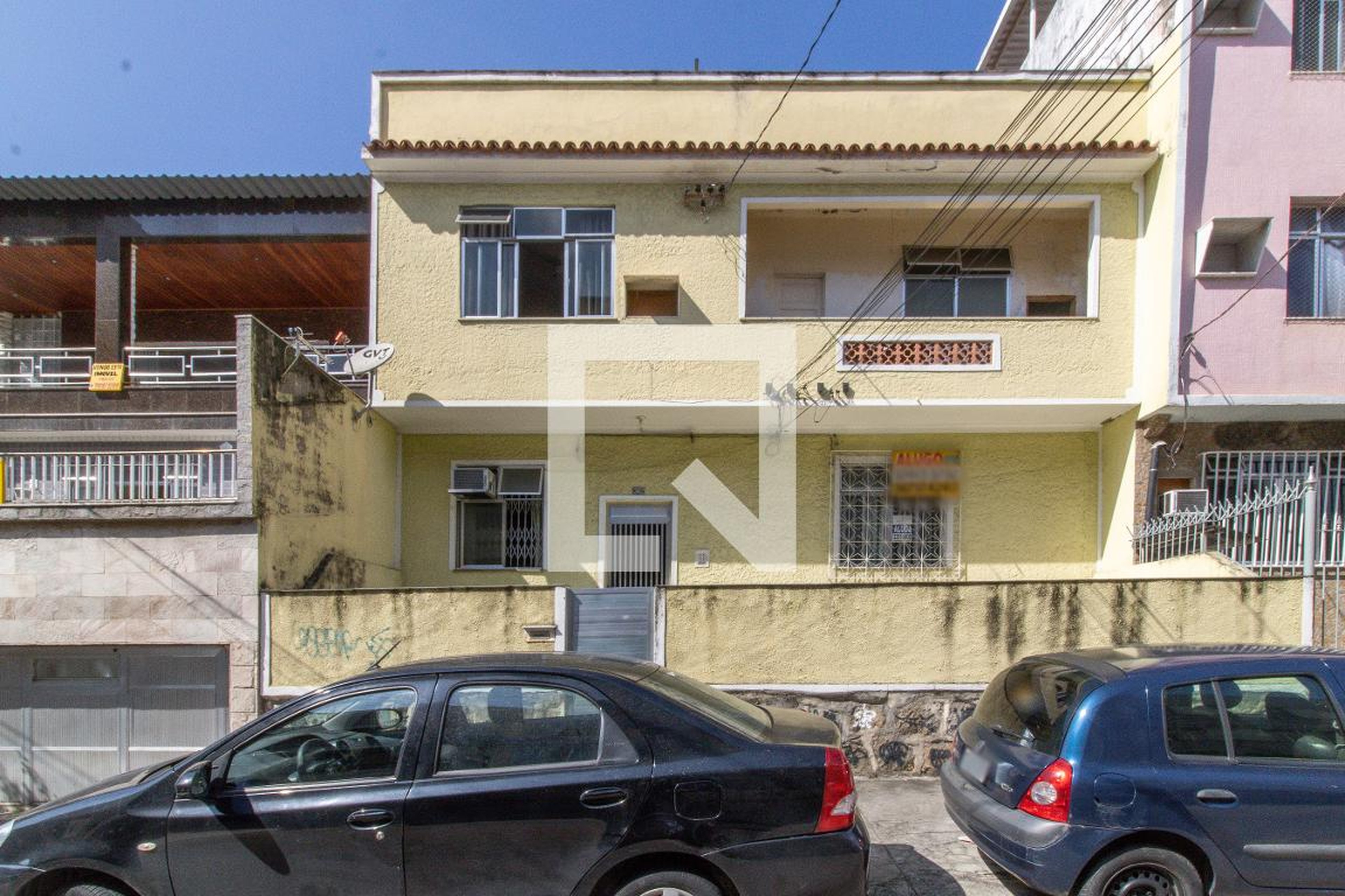 Fachada Condomínio em Rua Professor Artur Thiré, 362