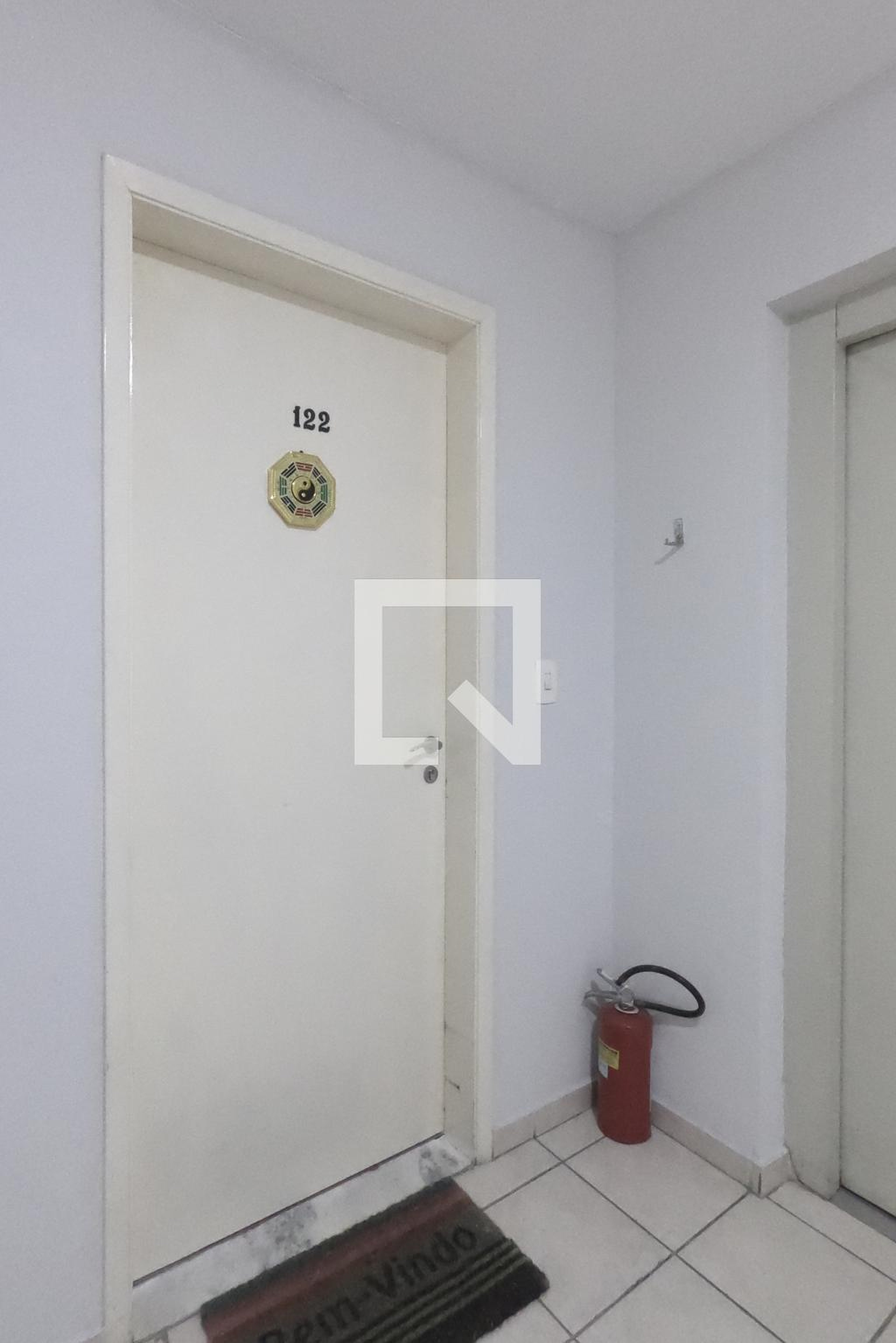 Hall de Entrada Condomínio em Rua Consul Orestes Corrêa, 1295