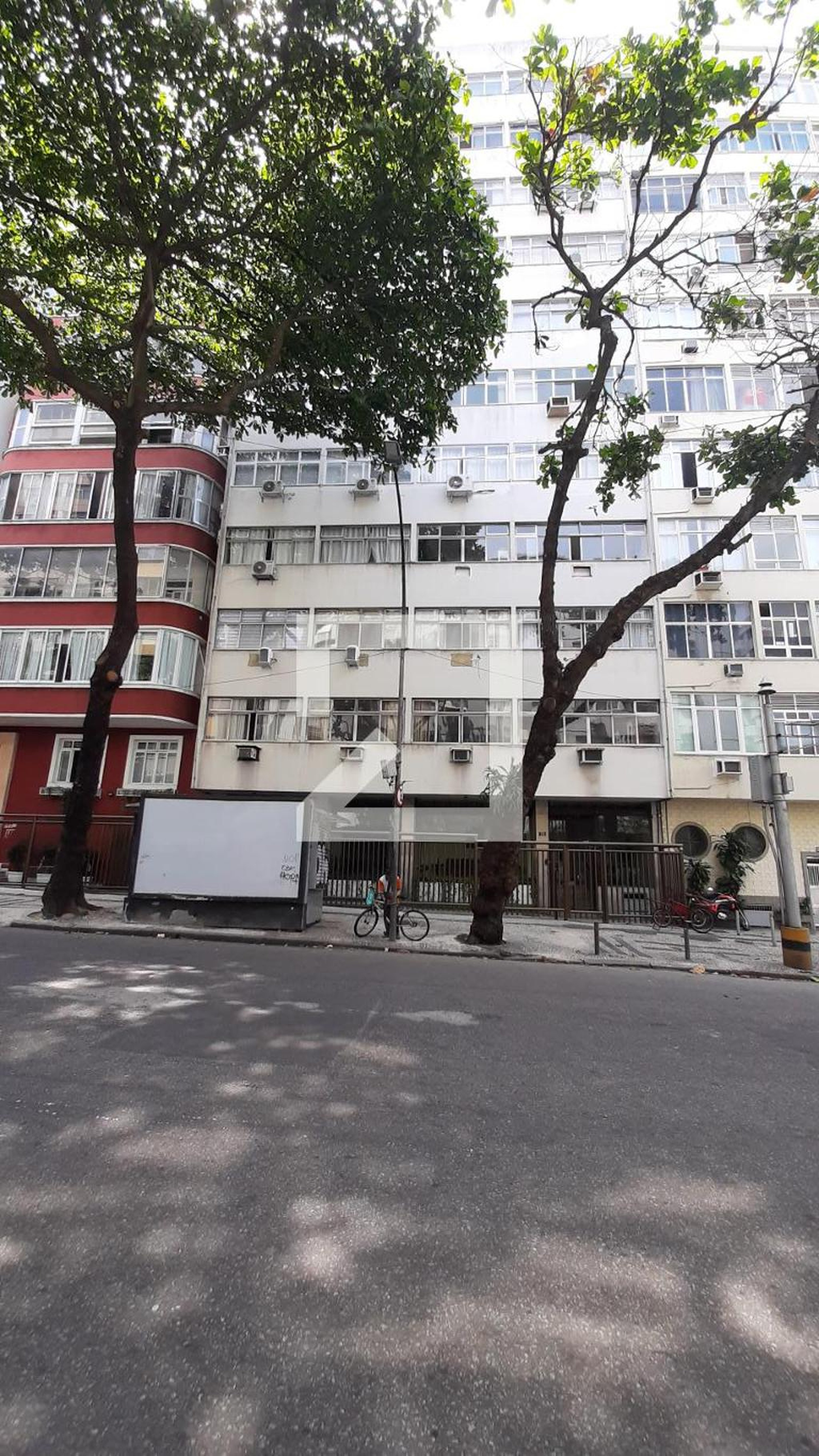 Fachada Condomínio em Avenida Rainha Elisabeth, 200