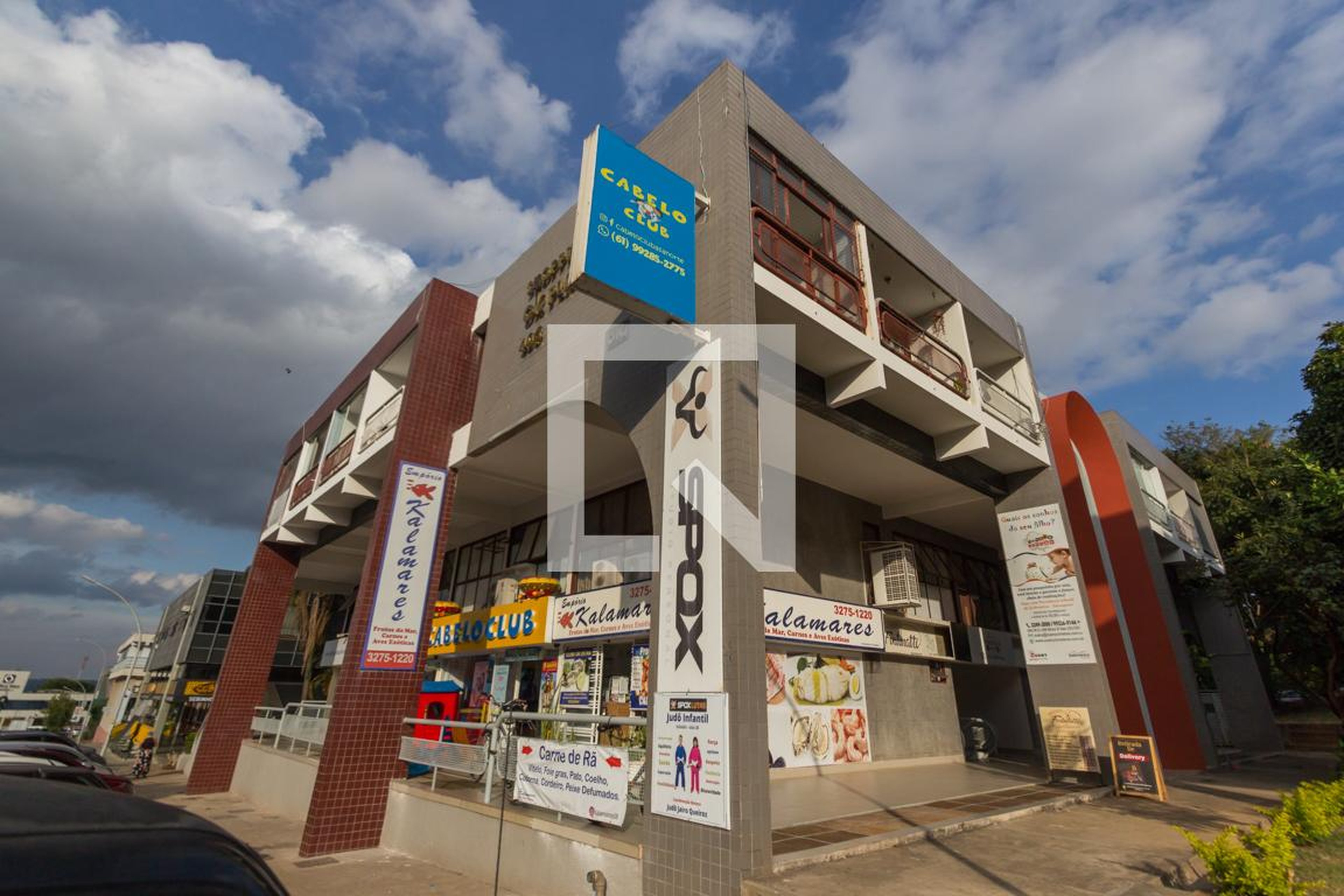 Fachada Condomínio em Cln 406 Bloco B, 32