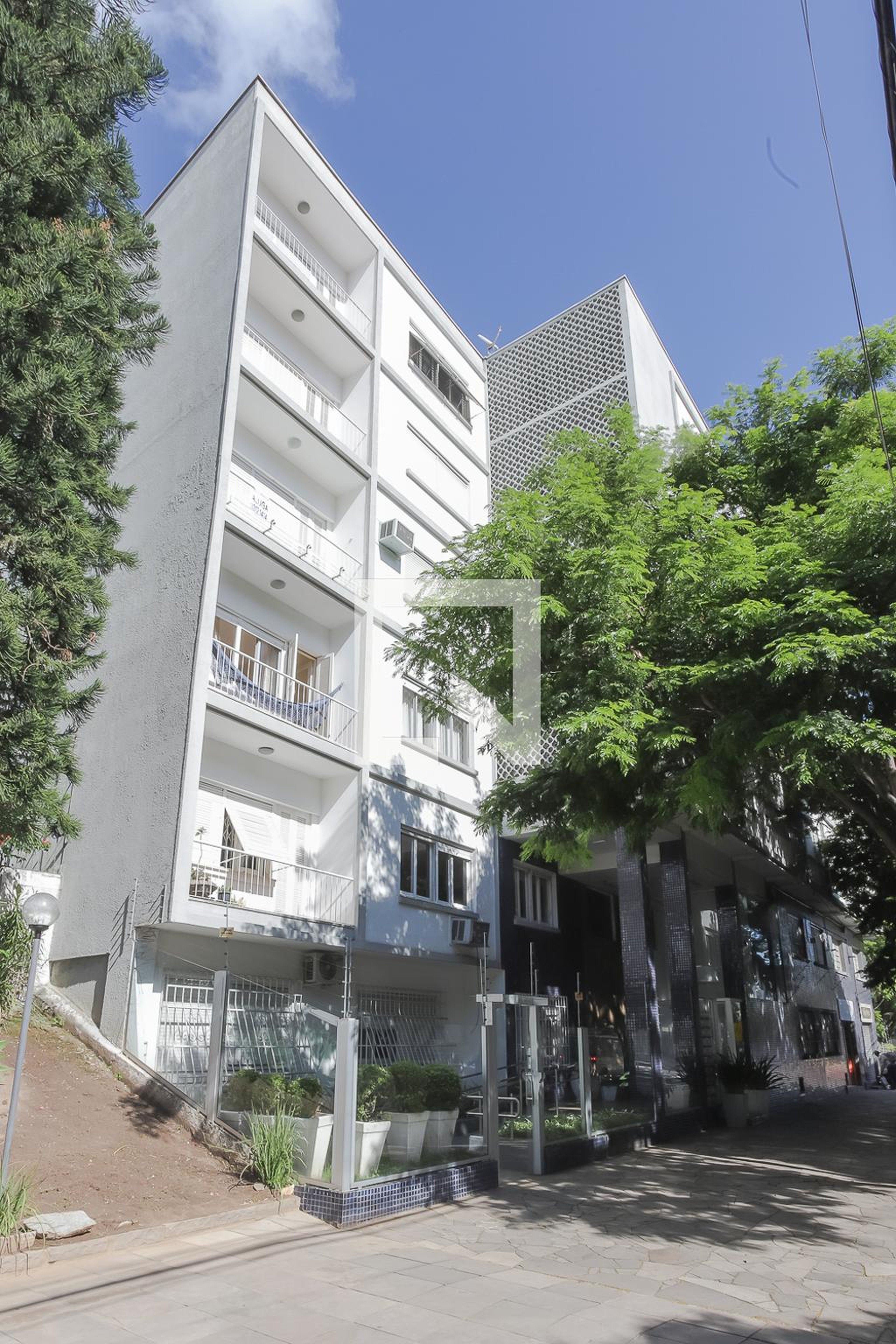 Fachada do Prédio Condomínio em Rua Vasco da Gama, 19