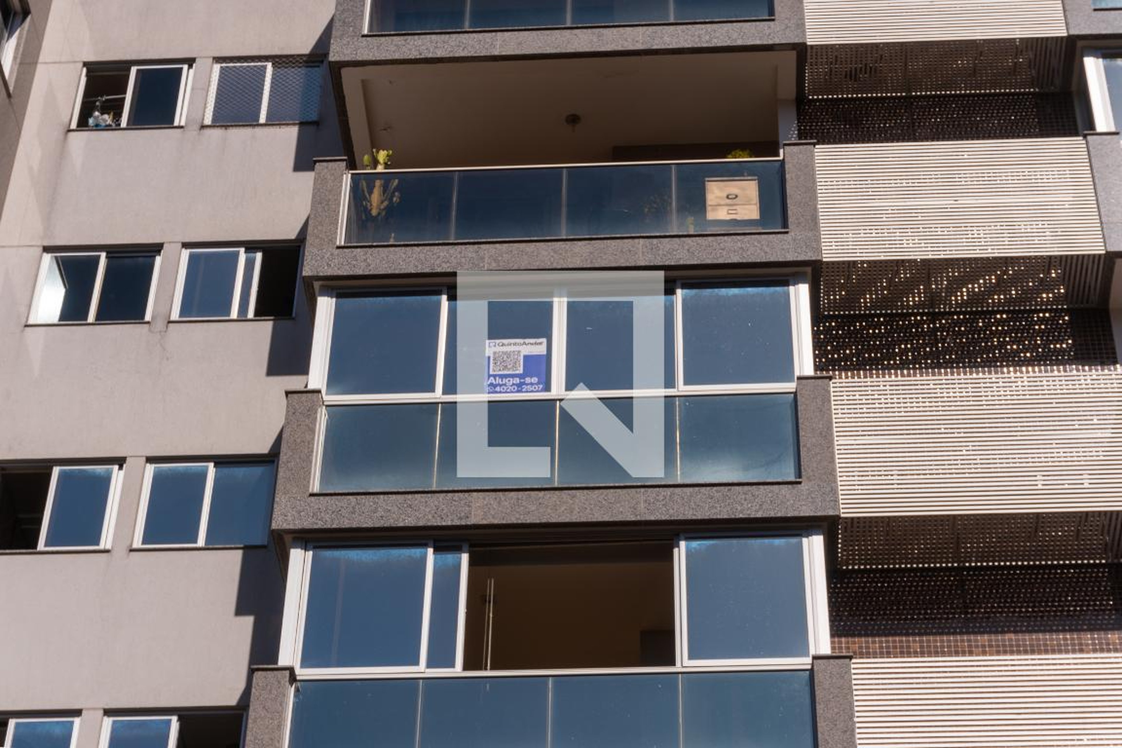 Fachada Condomínio em Sqn 210 Bloco H, 406