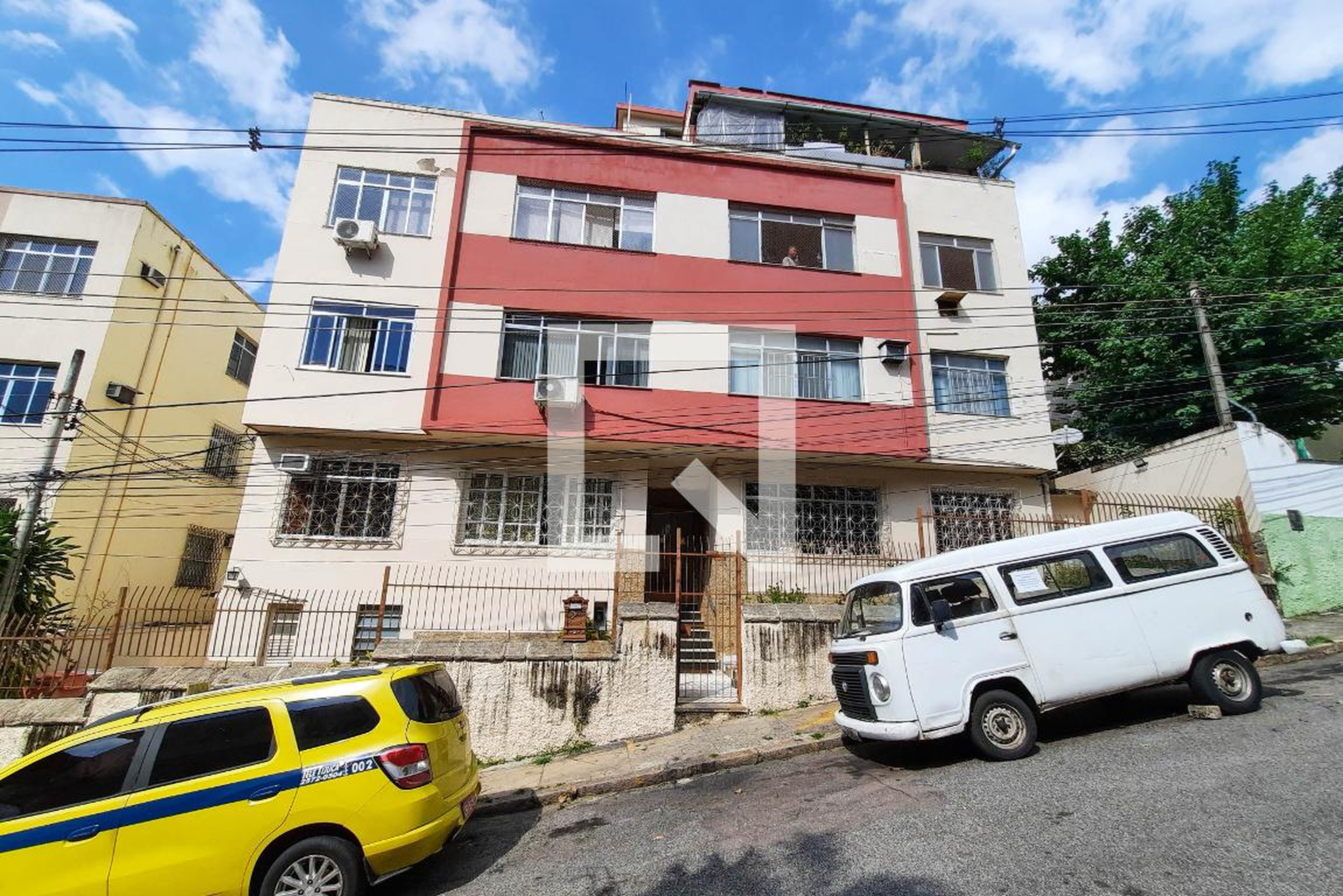 Fachada Condomínio em Rua Engenheiro Ernani Cotrin, 165