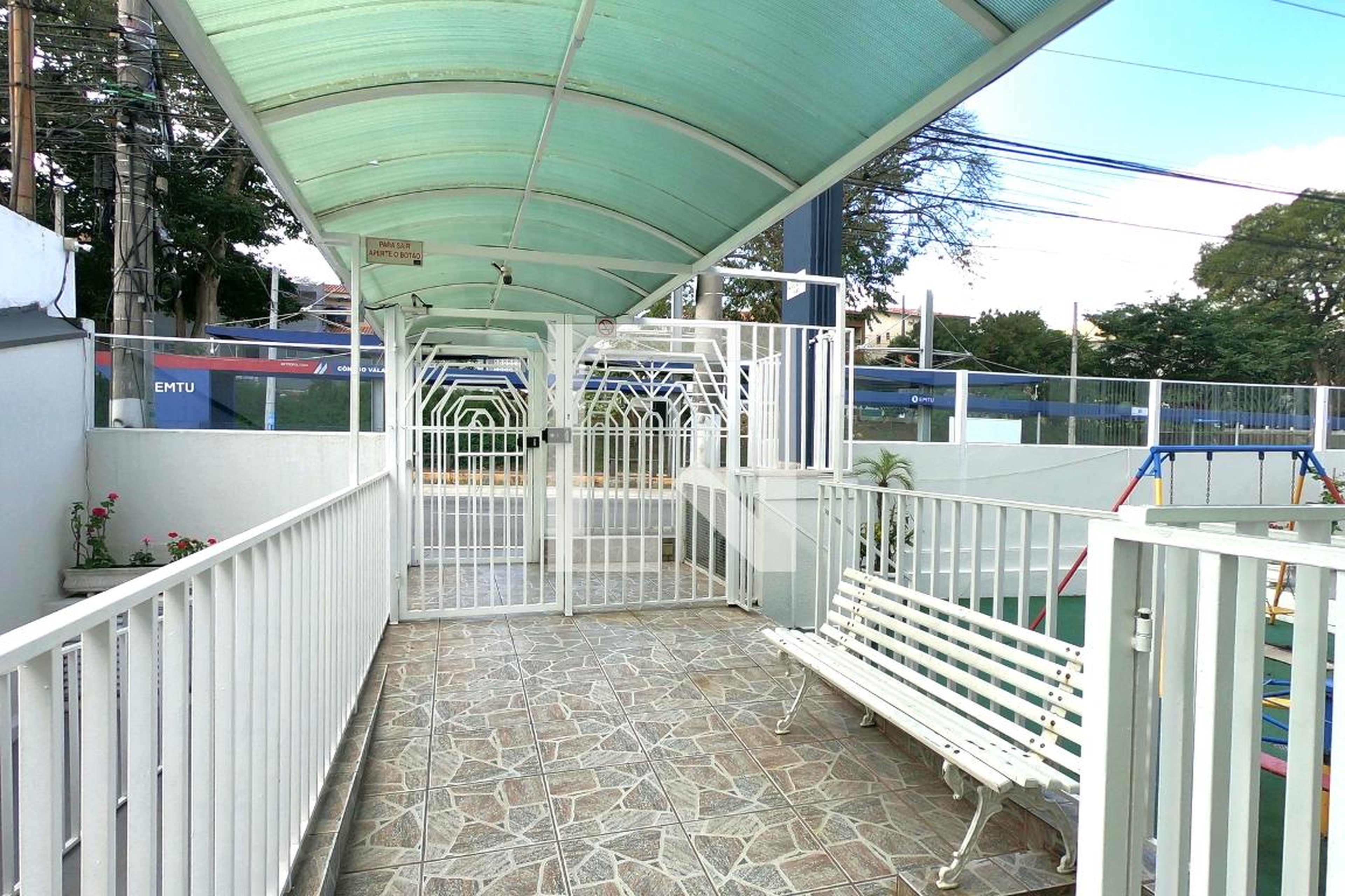 Entrada Condomínio Palacio das Artes