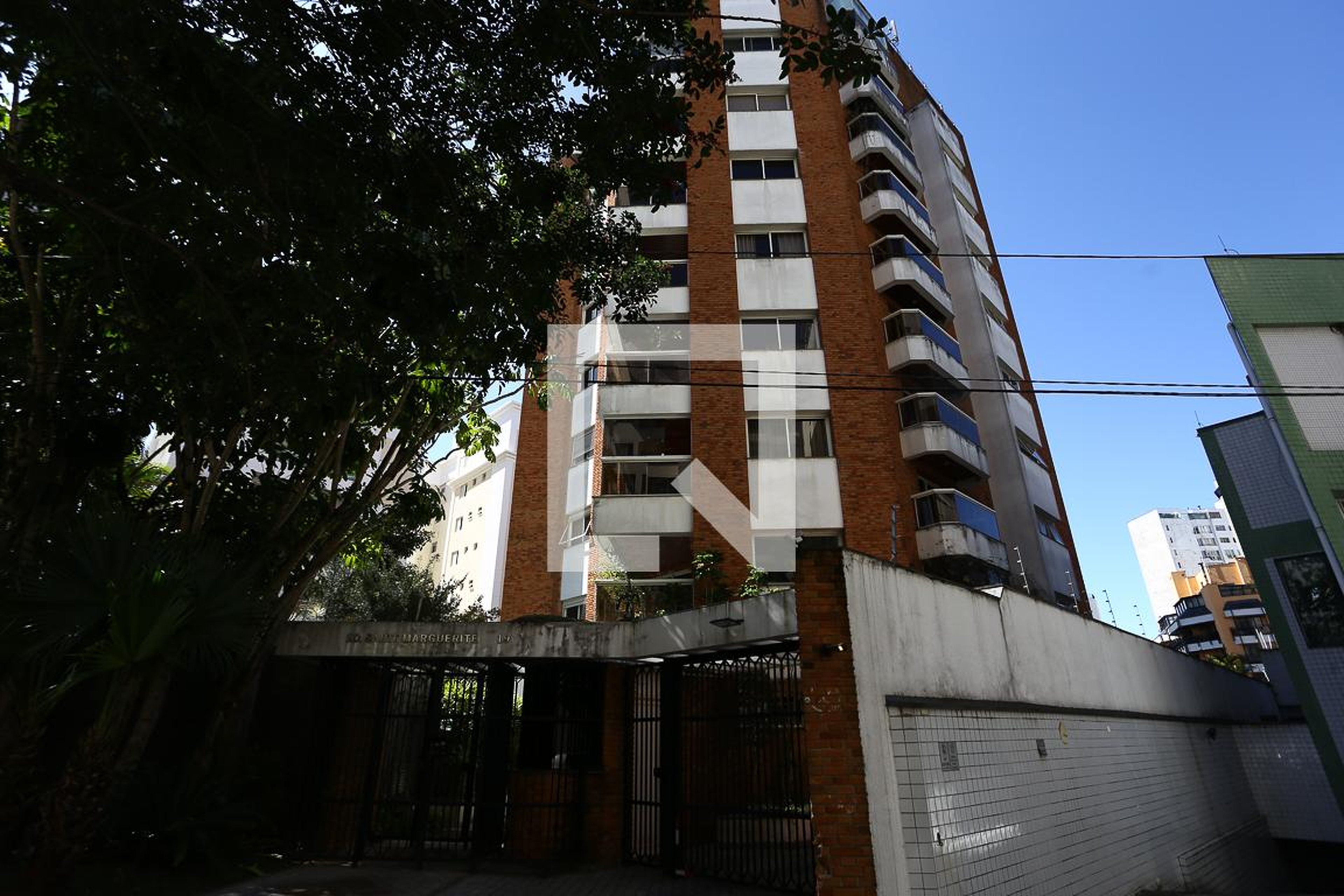 Fachada do Prédio Condomínio em Rua Itaiteva, 11