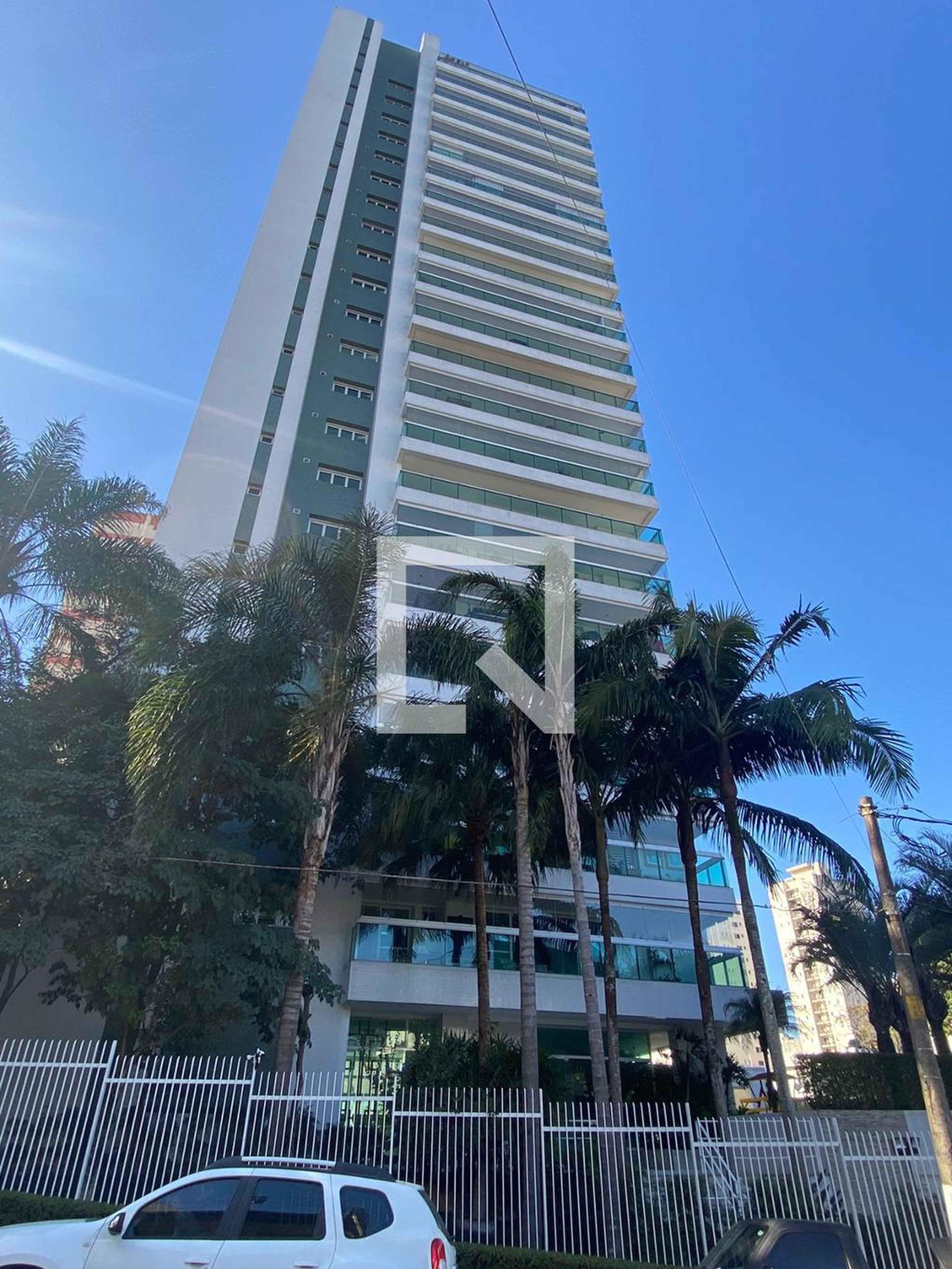 Fachada Condomínio em Rua Maracaí, 67