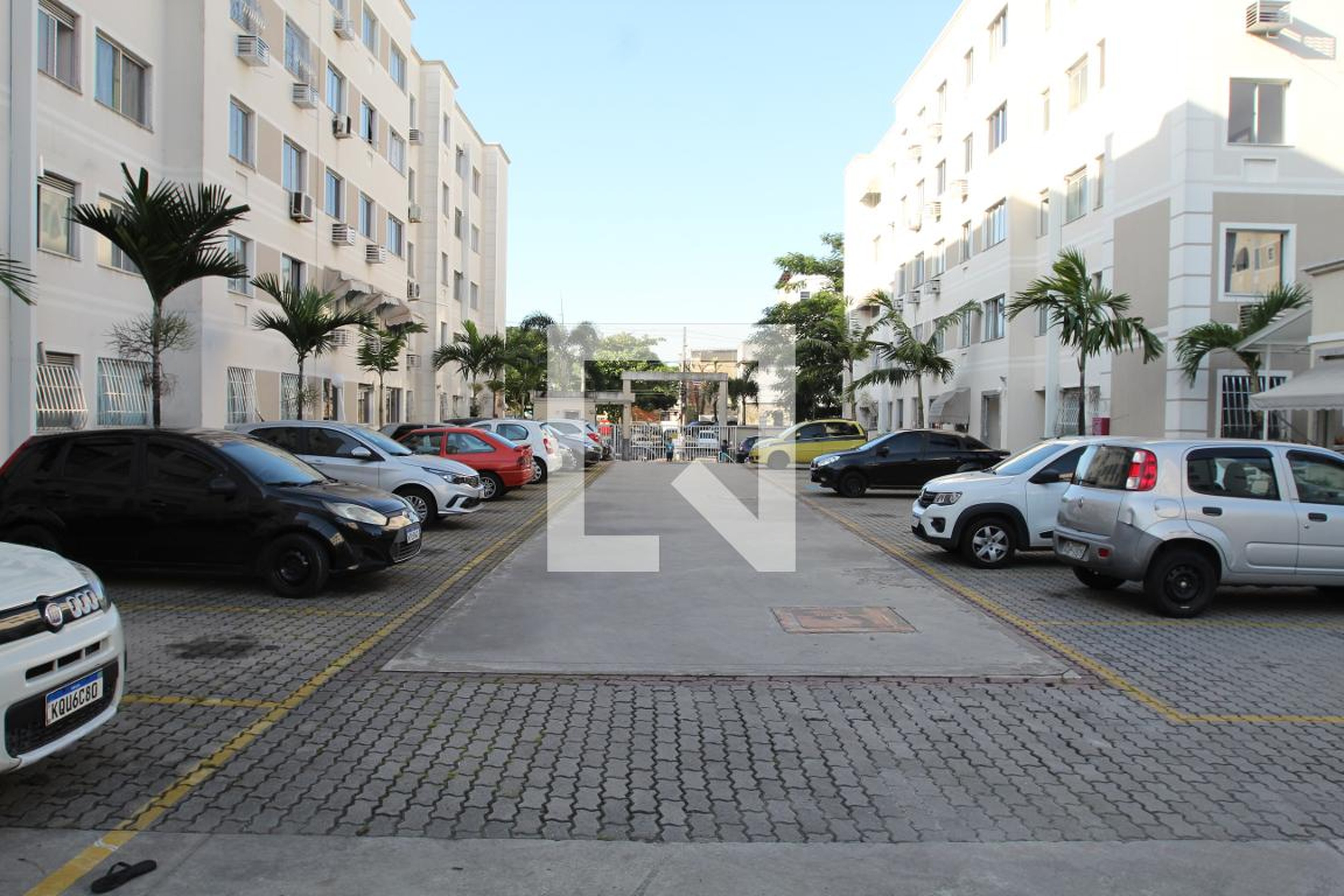 Condomínio - Retiro dos Pinheiros