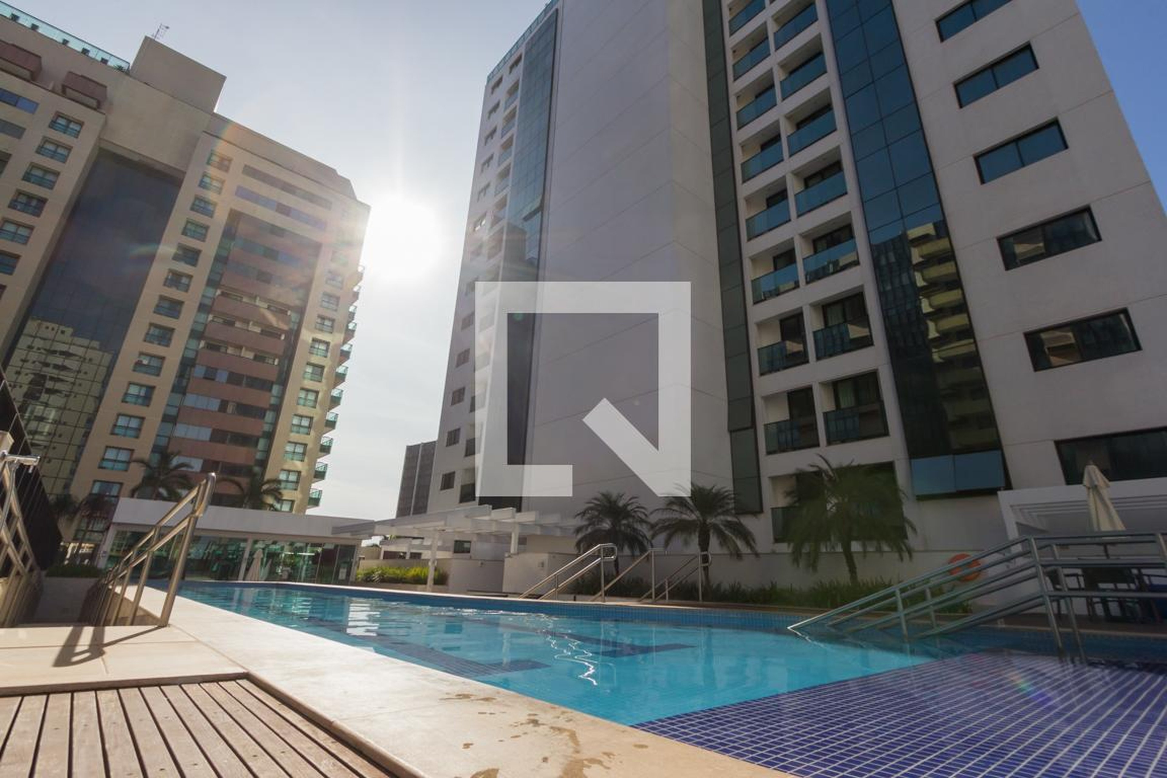 Fachada Condomínio em SHN Quadra 5 Bloco D, 1507