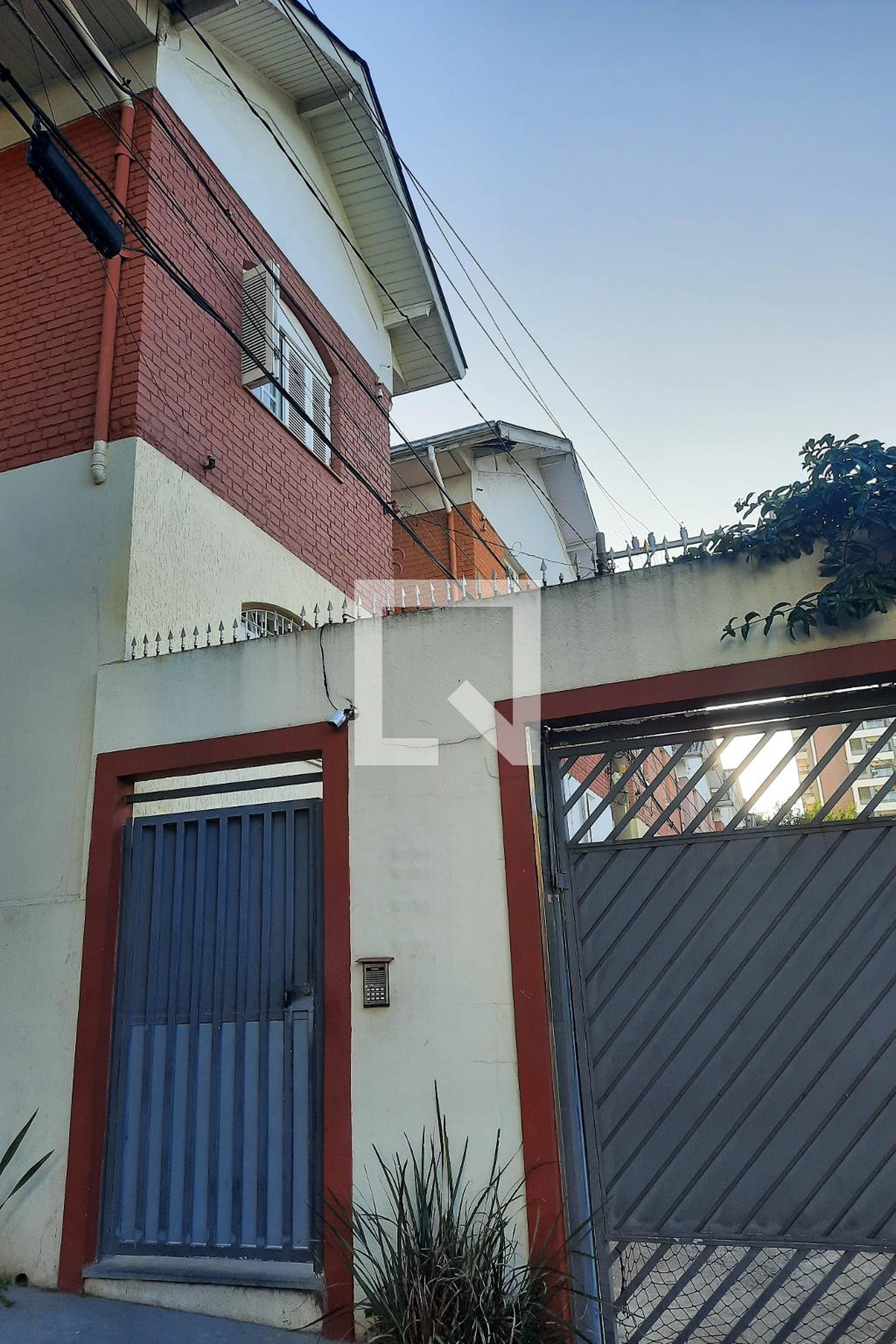 Fachada Condomínio em Rua Caraíbas, 176