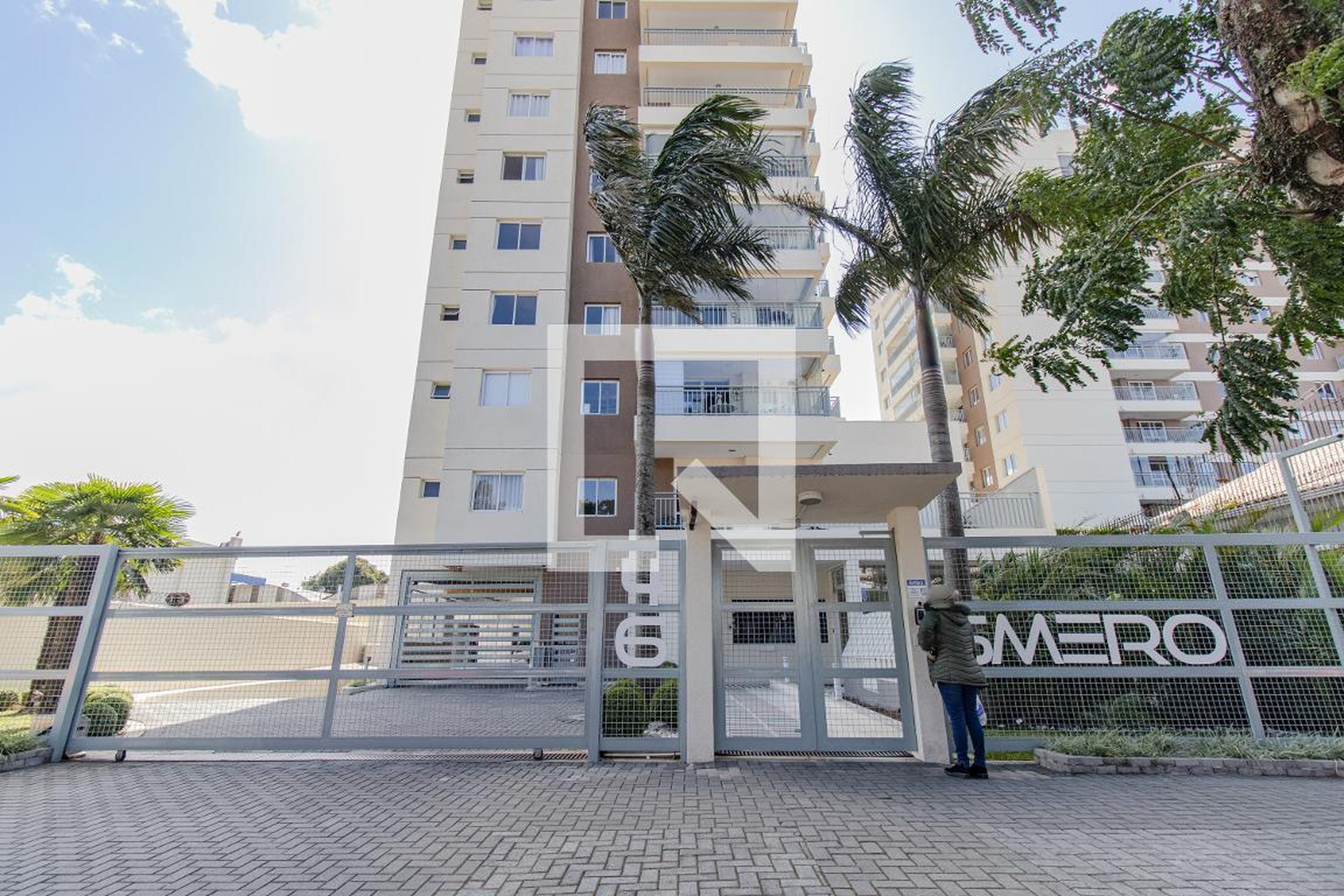 Fachada do Condomínio Condomínio Smero